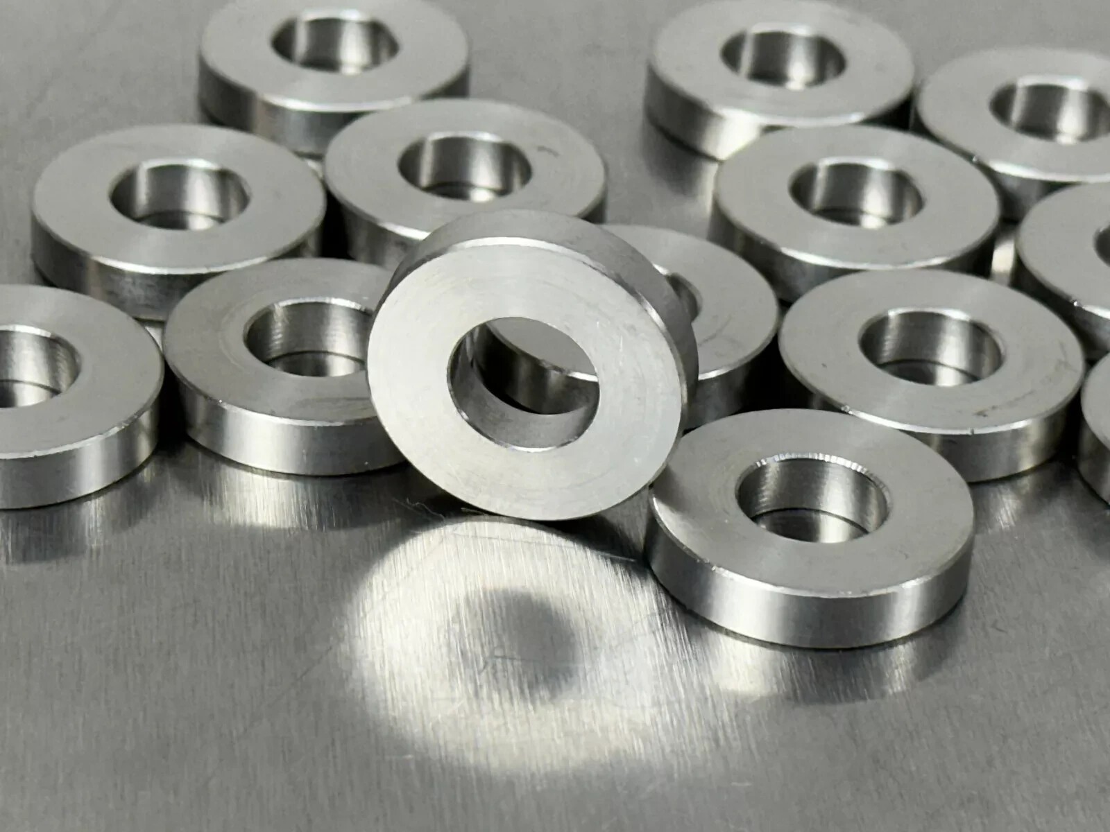 (25) McMaster-Carr Thick Flat Washer A4 8 Thick-flatwashr-a4-8 Stainless 7349