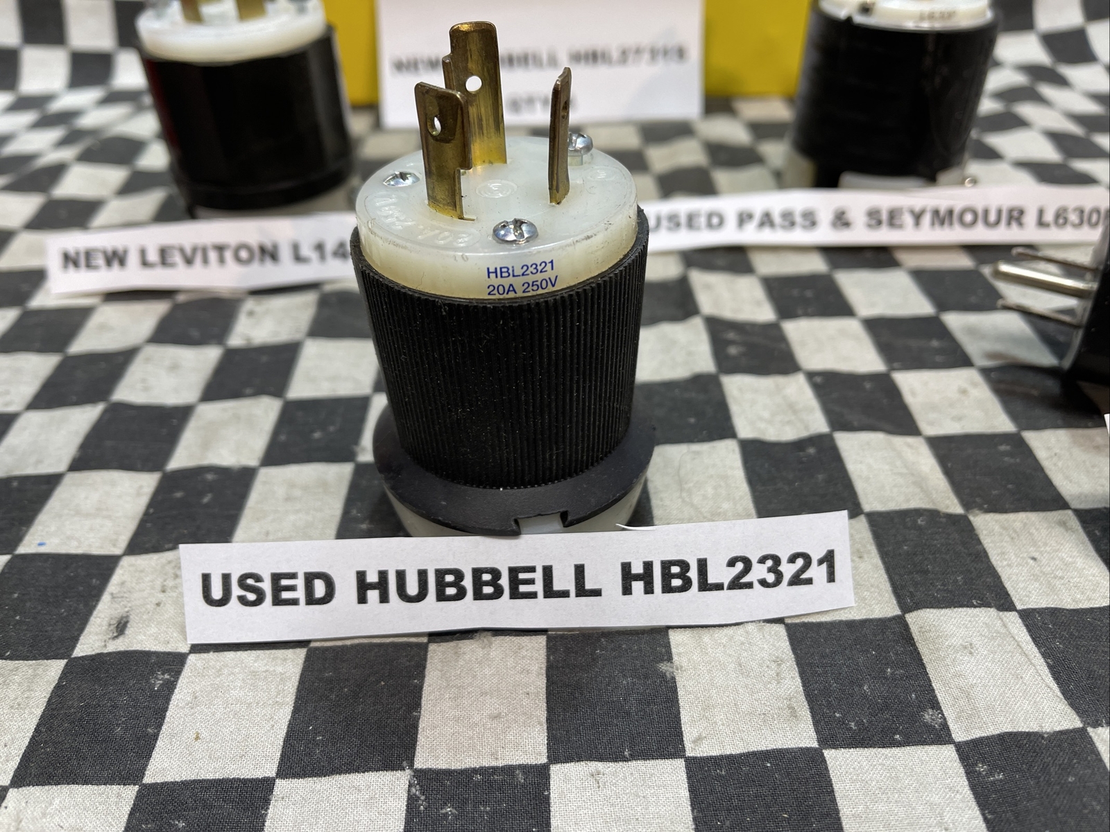 HUBBELL HBL2731S L530-P LEVITON L14-30 L5-30 HBL2321 L5-30R x 5-15P, LOT OF 10