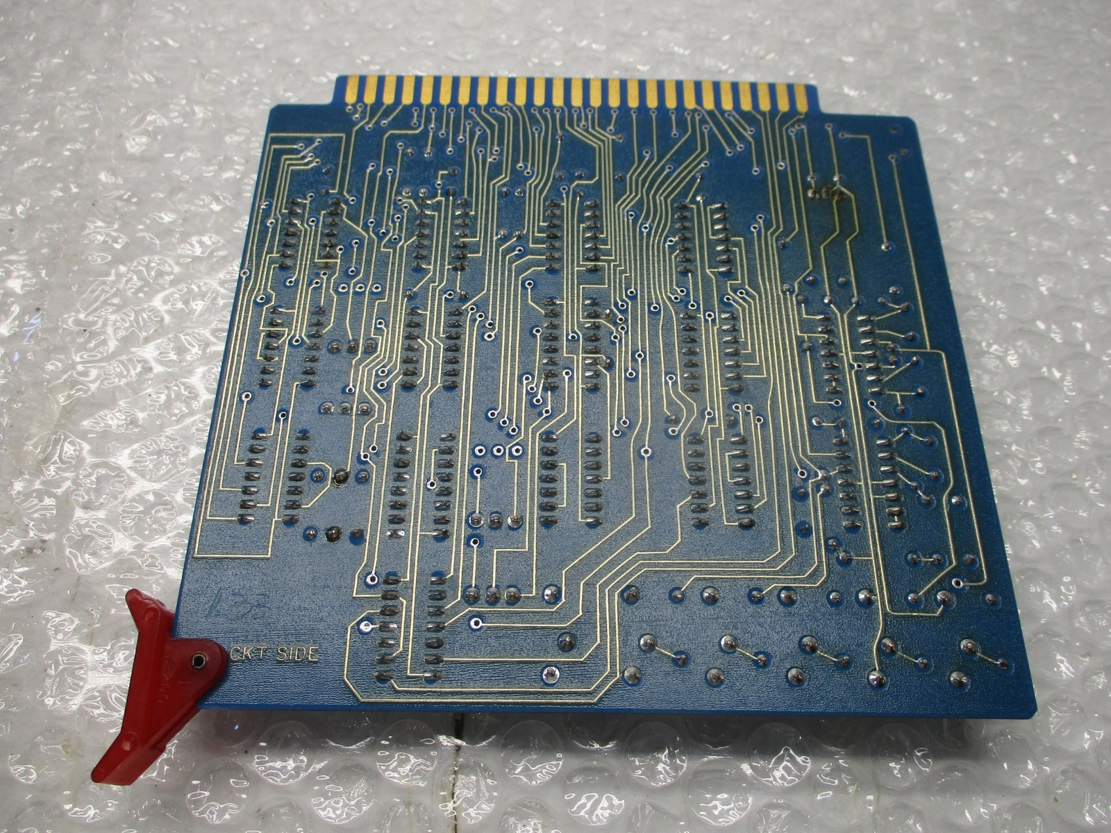 DYNATRON 100-5986 CIRCUIT BOARD NSNP