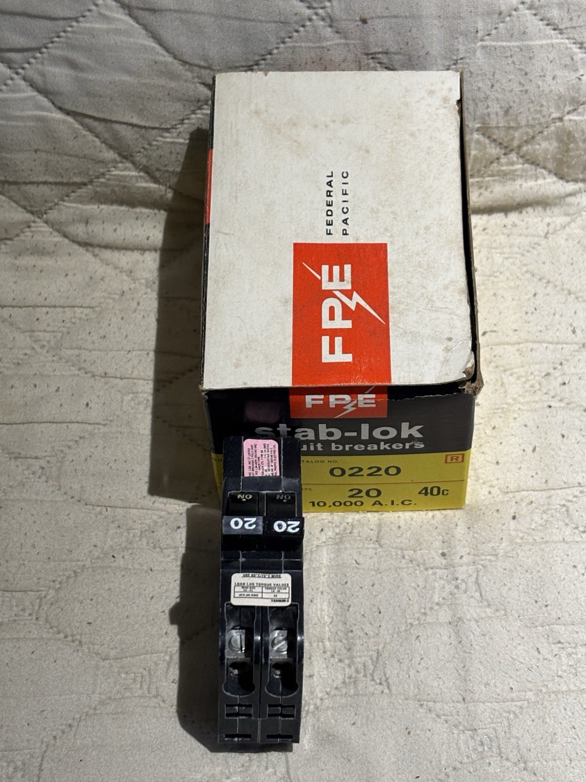 BRAND NEW FEDERAL PACIFIC FPE0220 20 AMP 2 POLE THIN CIRCUIT BREAKER STAB-LOK