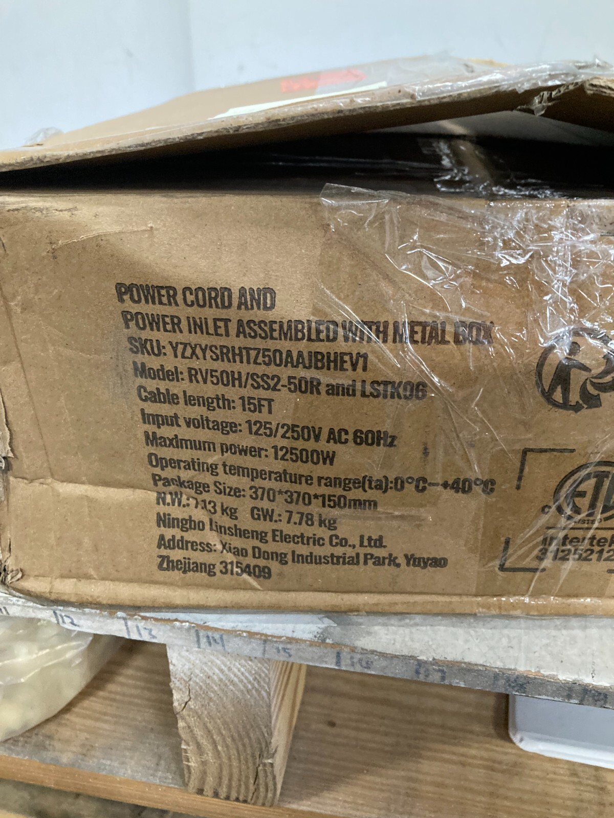 VEVOR Generator Cord High-Performance 50 Amp & Power Inlet Box Kit, 15FT RV50H