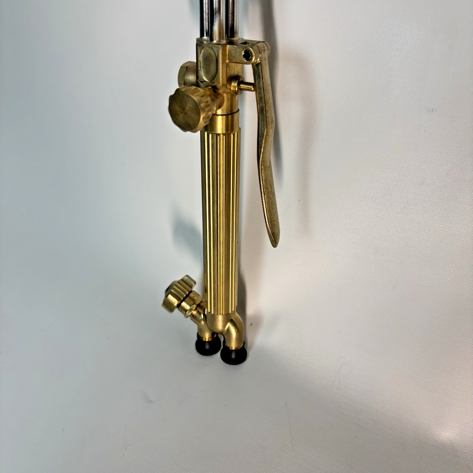 Olsen 19-3/4″ Victor-Style Oxygen/Acetylene Cutting Torch (Model 57913)