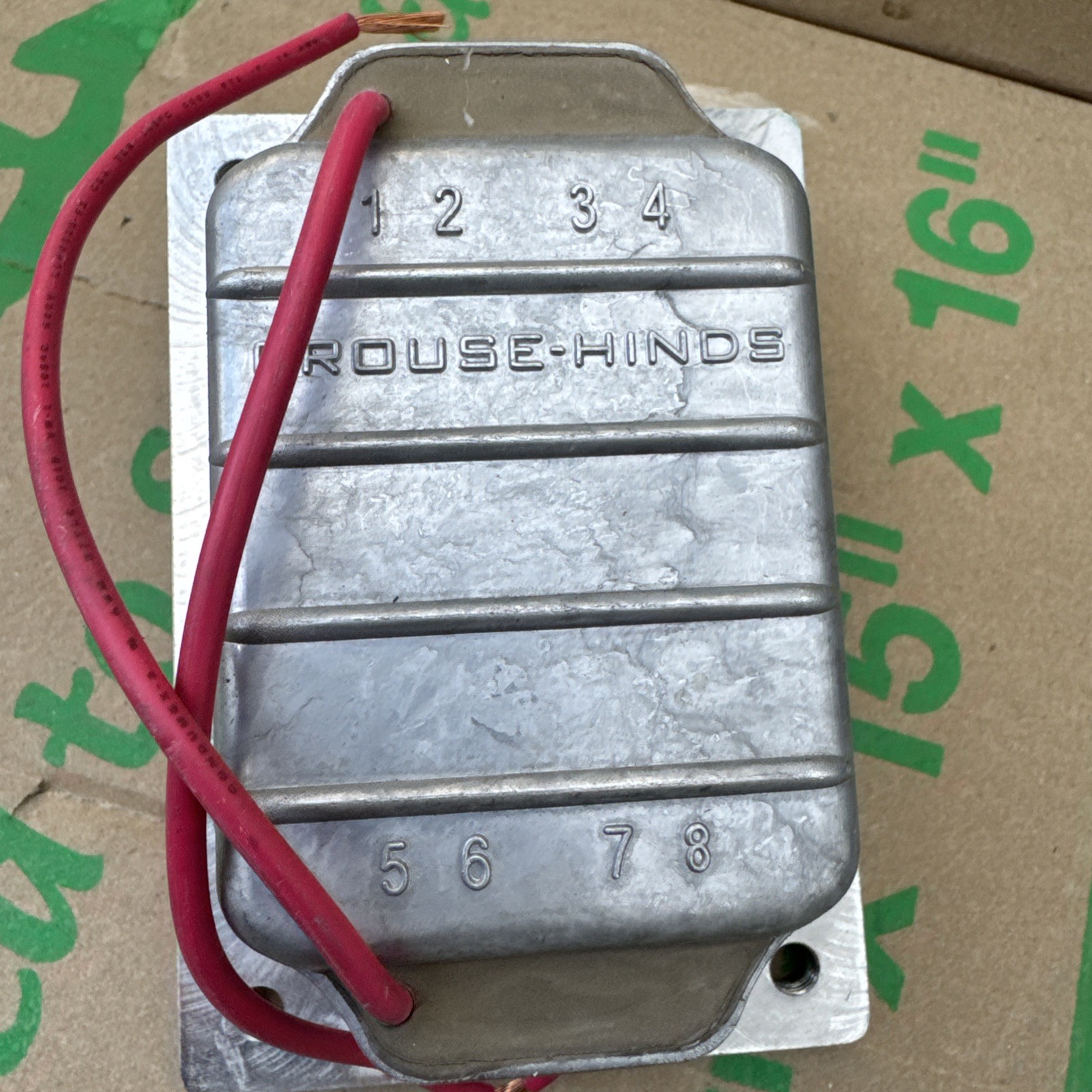 Crouse-Hinds 0200611 Explosion Proof Switch Outlet Box Type EDS Single Pole