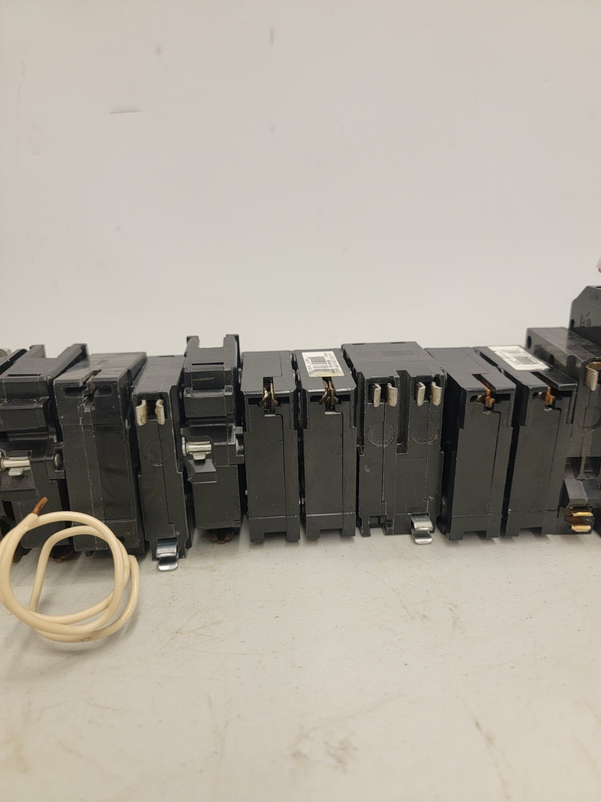 LOT OF 23 – Circuit Breakers Various. Square D, Eaton. Different Voltages