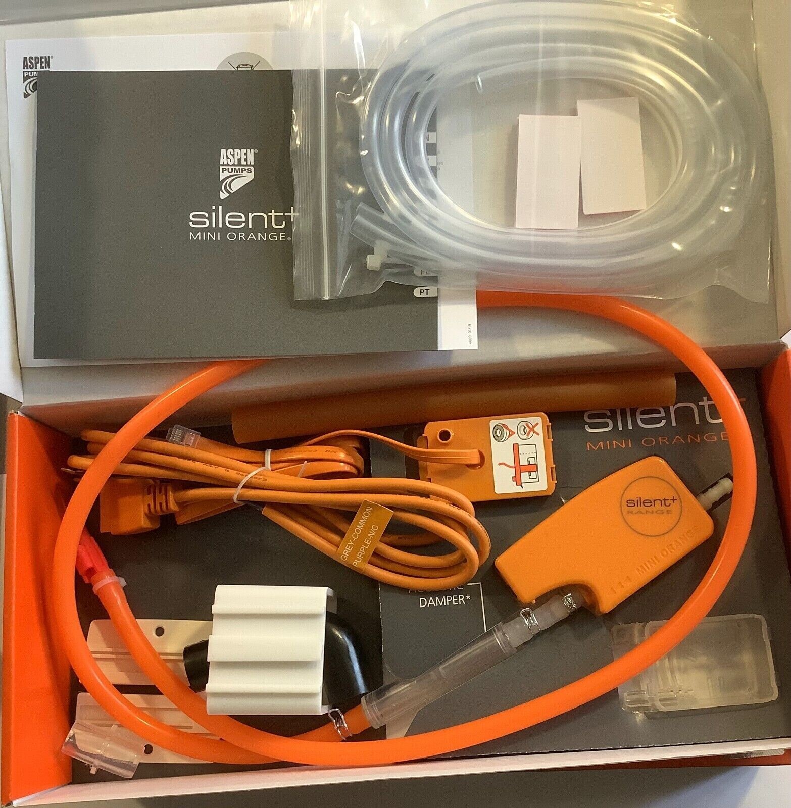 POMPE MINI ORANGE SILENCE + BI-BLOC 14L/H – ASPEN FP3313
