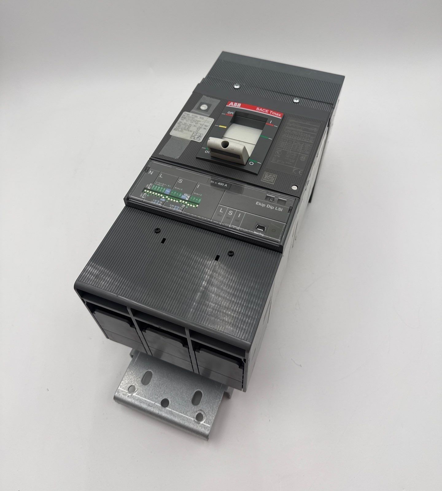 ABB XT5NU340AFYN000XXX ReliaGear Circuit Breaker 400A 3P 600V XT5N 400 400 Amp