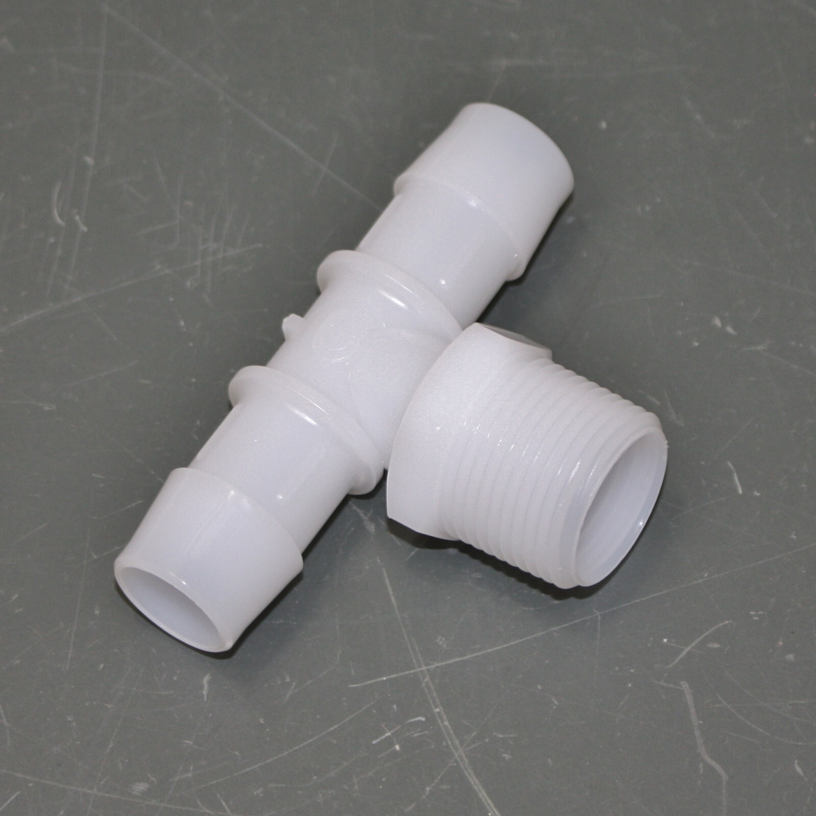 (50) Super-Flow Food & Beverage Tee Fitting 2808K95, 3/4″ Barbed Tube x 3/4″ NPT