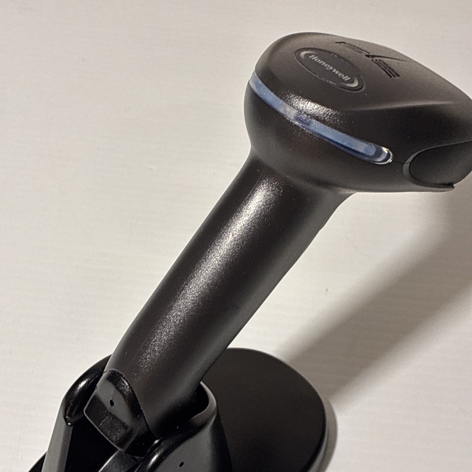 Honeywell Xenon XP 1950GSR-2-2-INT-N Handheld Barcode Scanner w/USB Cable TESTED