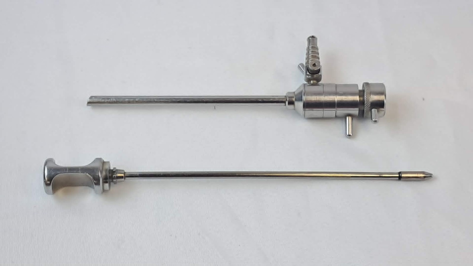 Smith & Nephew Dyonics 4464 Rotating QC Cannula w/ Conical Tip Obturator 4.6mm