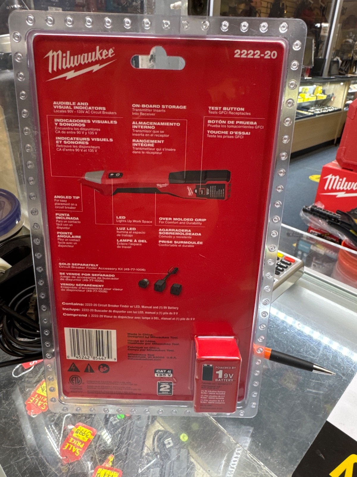 Milwaukee Circuit Breaker Finder w/LED 2222-20
