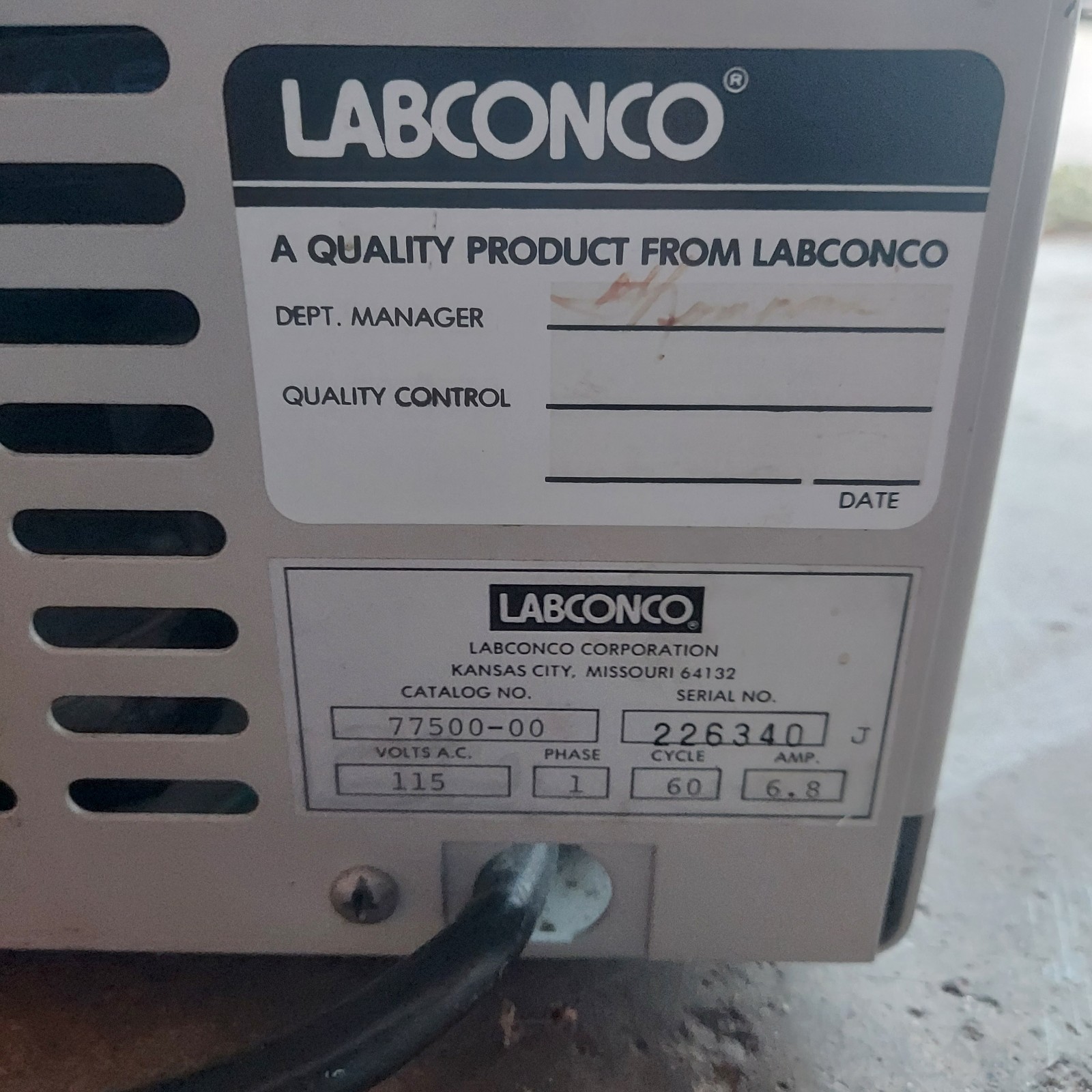 Labconco Freeze Dryer 4.5 With Edwards E2M8 High Vacuum Pump