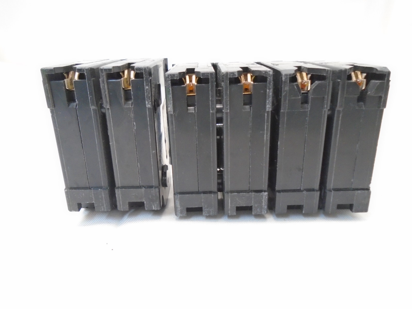 (3) Square D HOM250 HOM225 HOM220 20 25 50 Amp 240 Volt 2 Pole Plug In Breaker