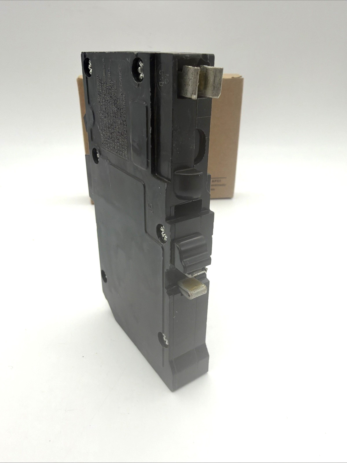 Square D -QO120PCAFI -20A 1-Pole -AFCI -Plug-On Neutral -Circuit Breaker -NEW