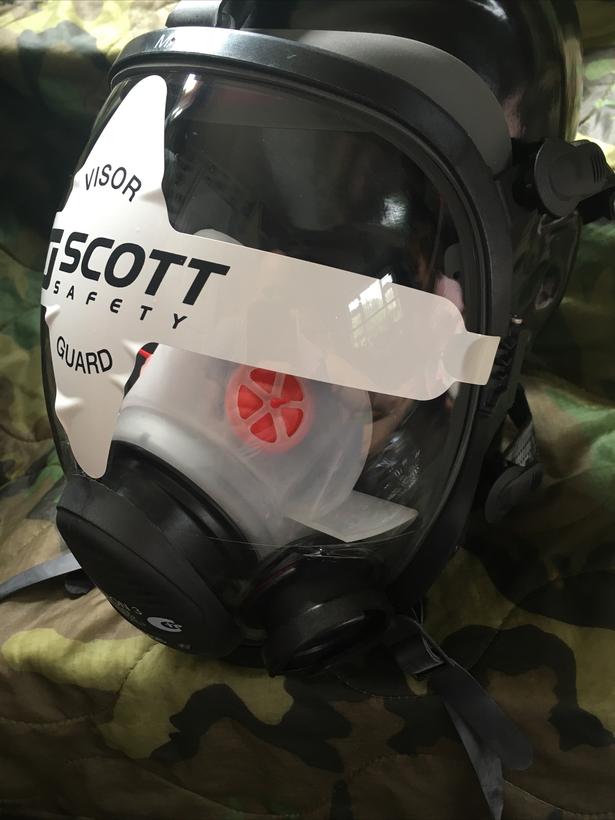 Scott Safety Vision 3 LQF Panoramic Gas Mask Respirator Size M/L EN136 CLASS 3