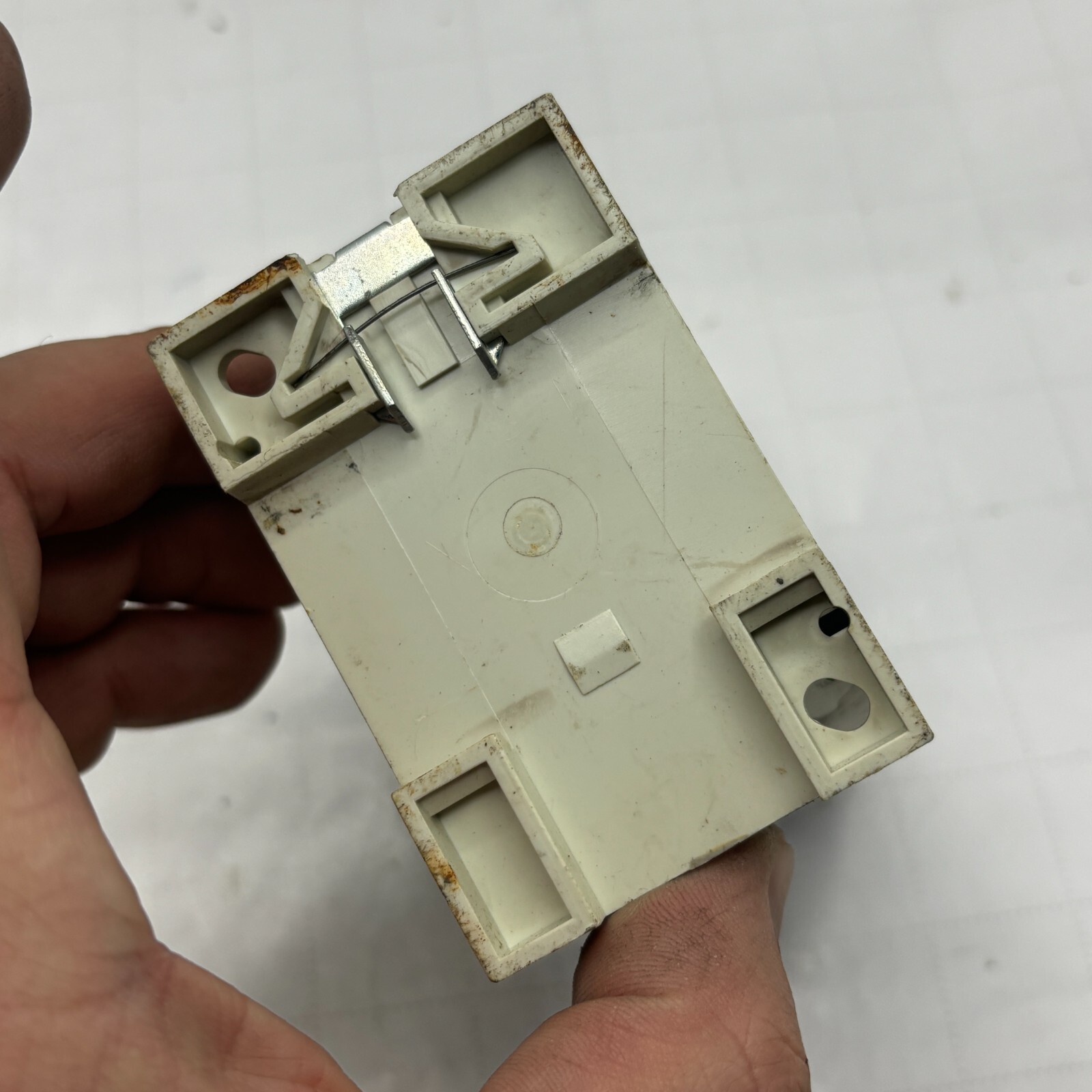 SICK TYPE KN 1-1 SAFETY RELAY KN11, 1381432, 24V, 3-3.4V OPTIK ELEKTRONIC 🎯