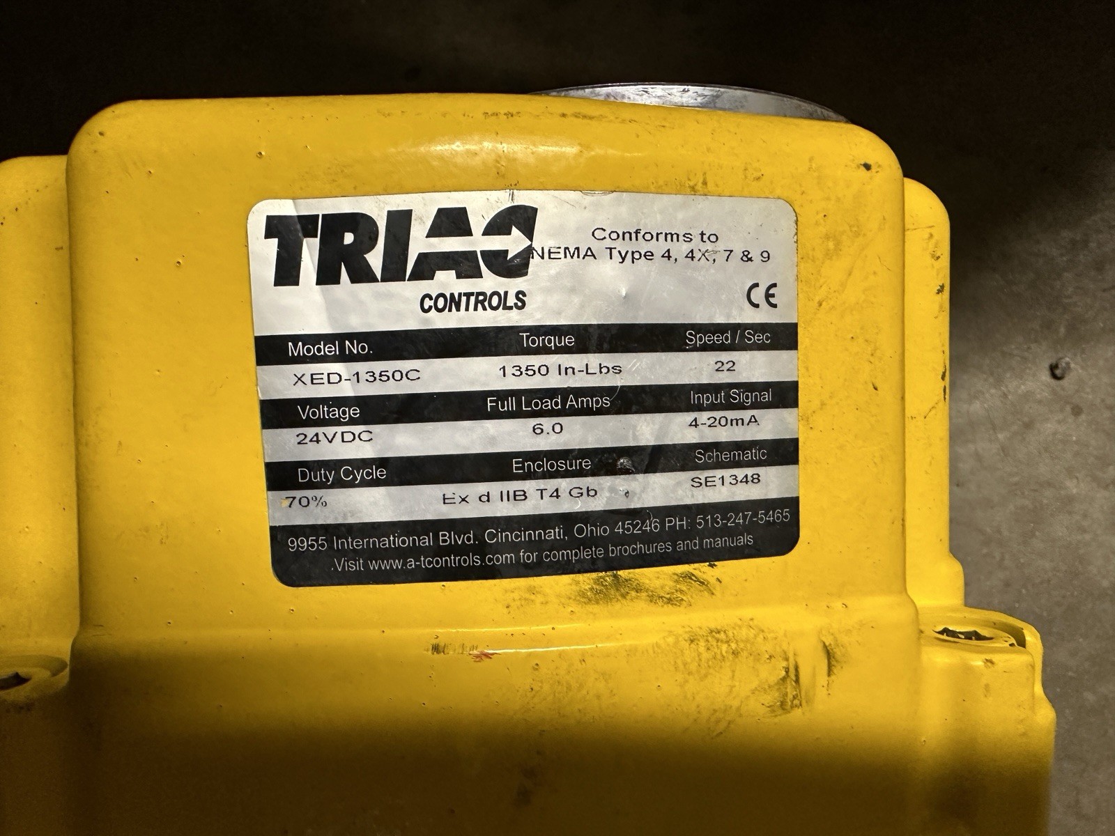 TRIAC CONTROLS XED-1350C ELECTRIC ACTUATOR 1350 IN-LBS 24VDC W/ 2” NPT Full Port