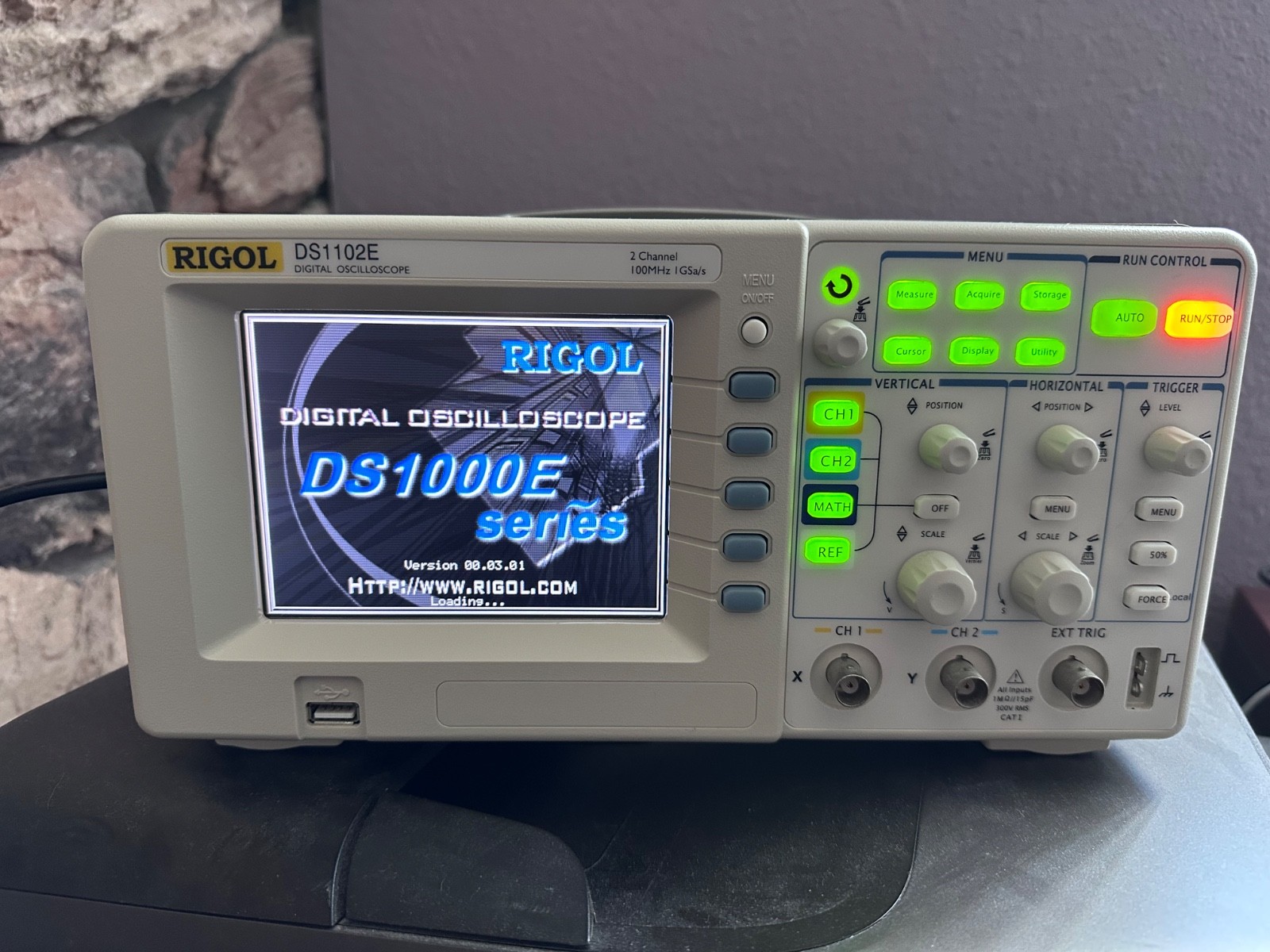 Rigol DS1102E 100MHz 1GSa/s 2 Channel Color Oscilloscope with Probes