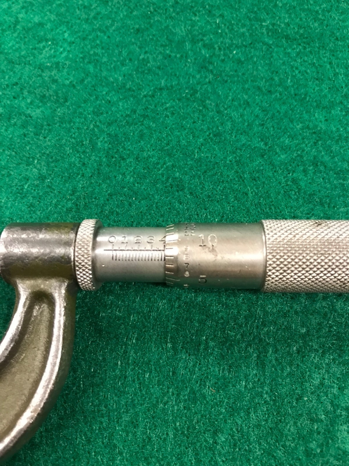 Vintage LUFKIN No. 1941 Micrometer – (0″ – 1″)
