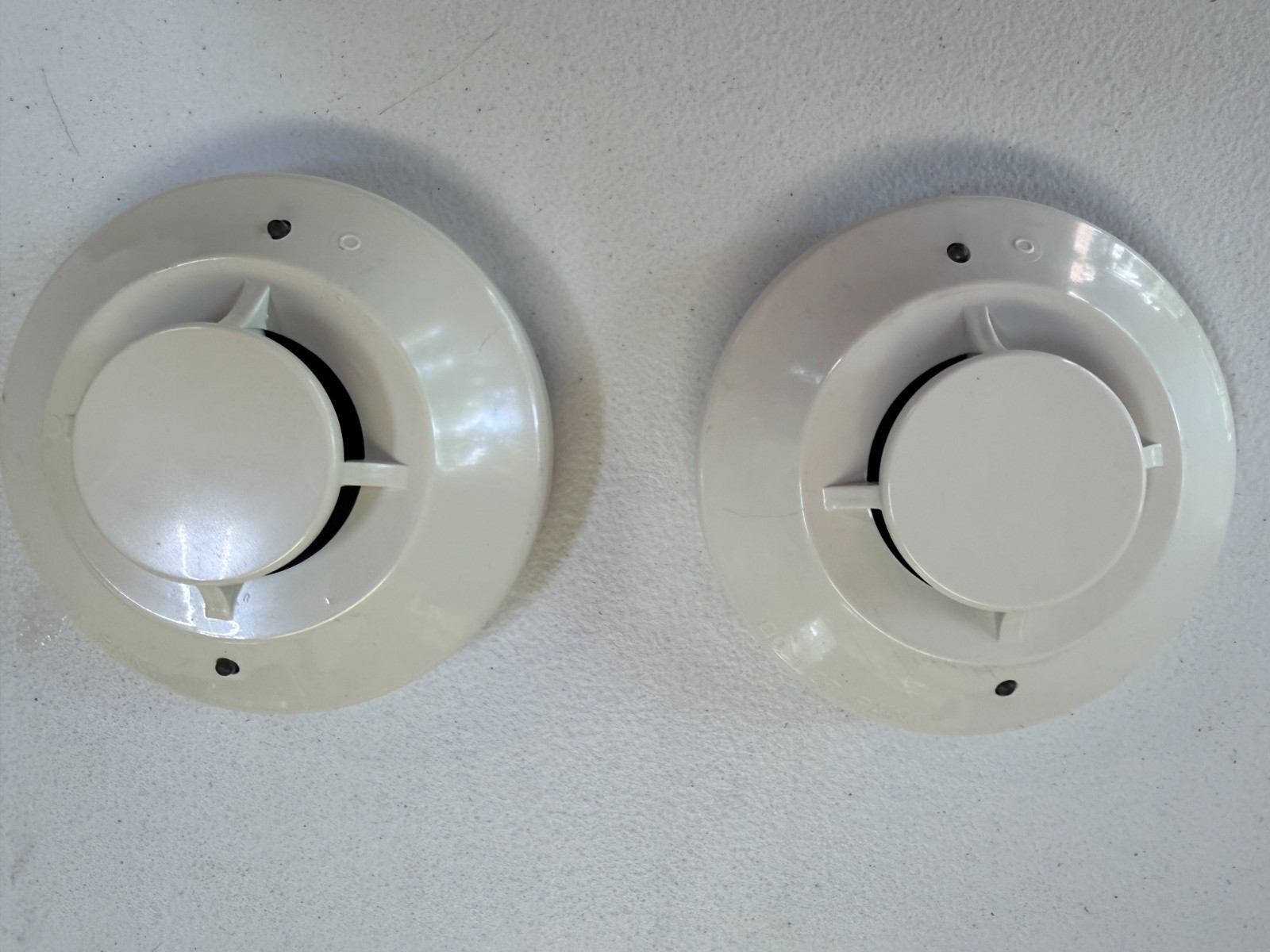LOT of 2 GAMEWELL FCI ASD-PL2F PHOTO SMOKE DETECTORs -REFIRBISHED