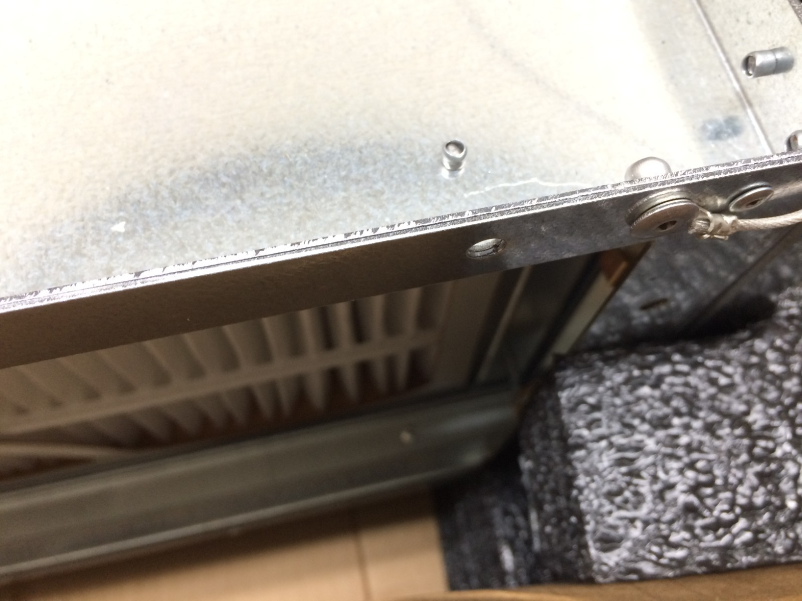 Daikin DFBS22A13 MERV 13 Filter Cabinet w/ Filter SQM13A20