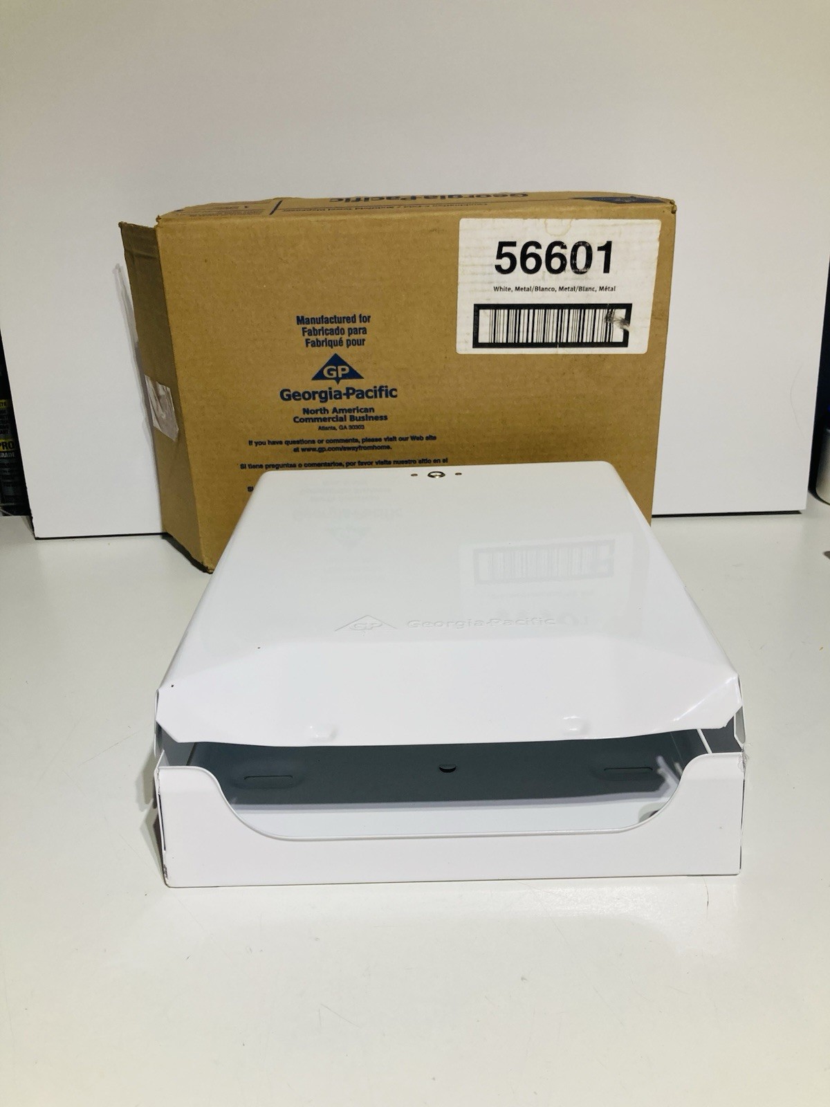 Georgia Pacific 56601 White Metal Paper Towel Dispenser New