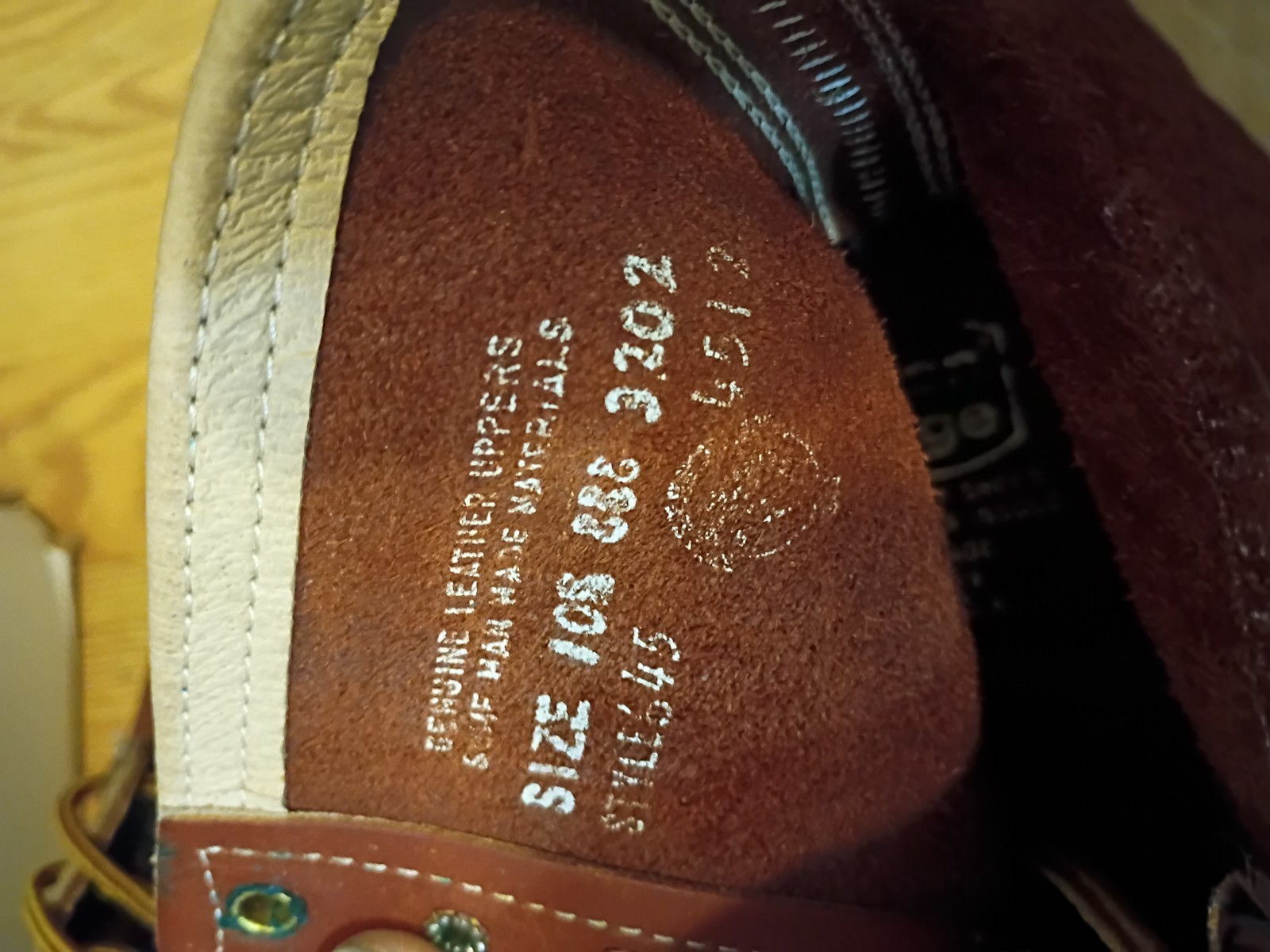 Iron Age Oil Proof Steel Toe Work Boots Cushion Insole Men’s 10 D