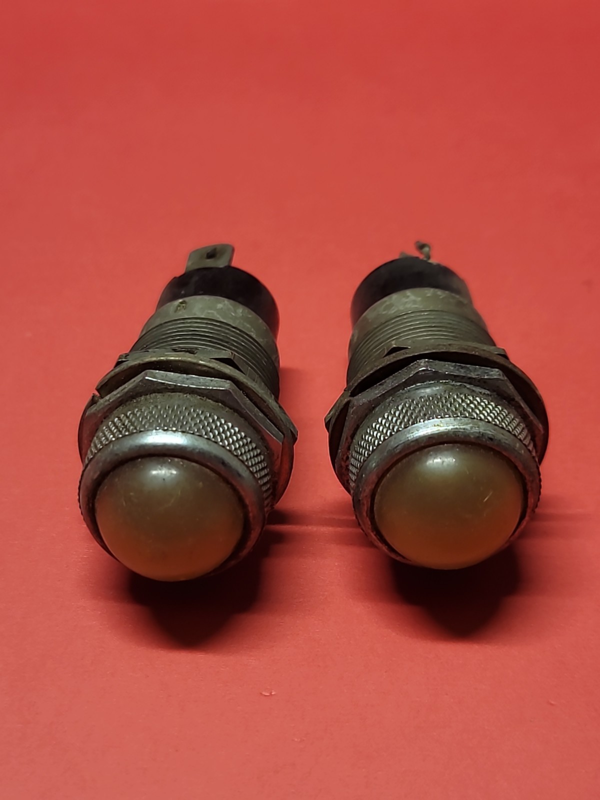 Lot of 10 Vintage Dialco Dialight 75W 125V Panel Indicator Light Socket Untested