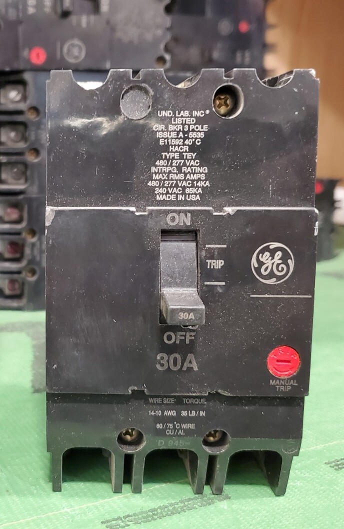 GE TEY330 3pole 30amp 480v circuit breaker type TEY NEW!