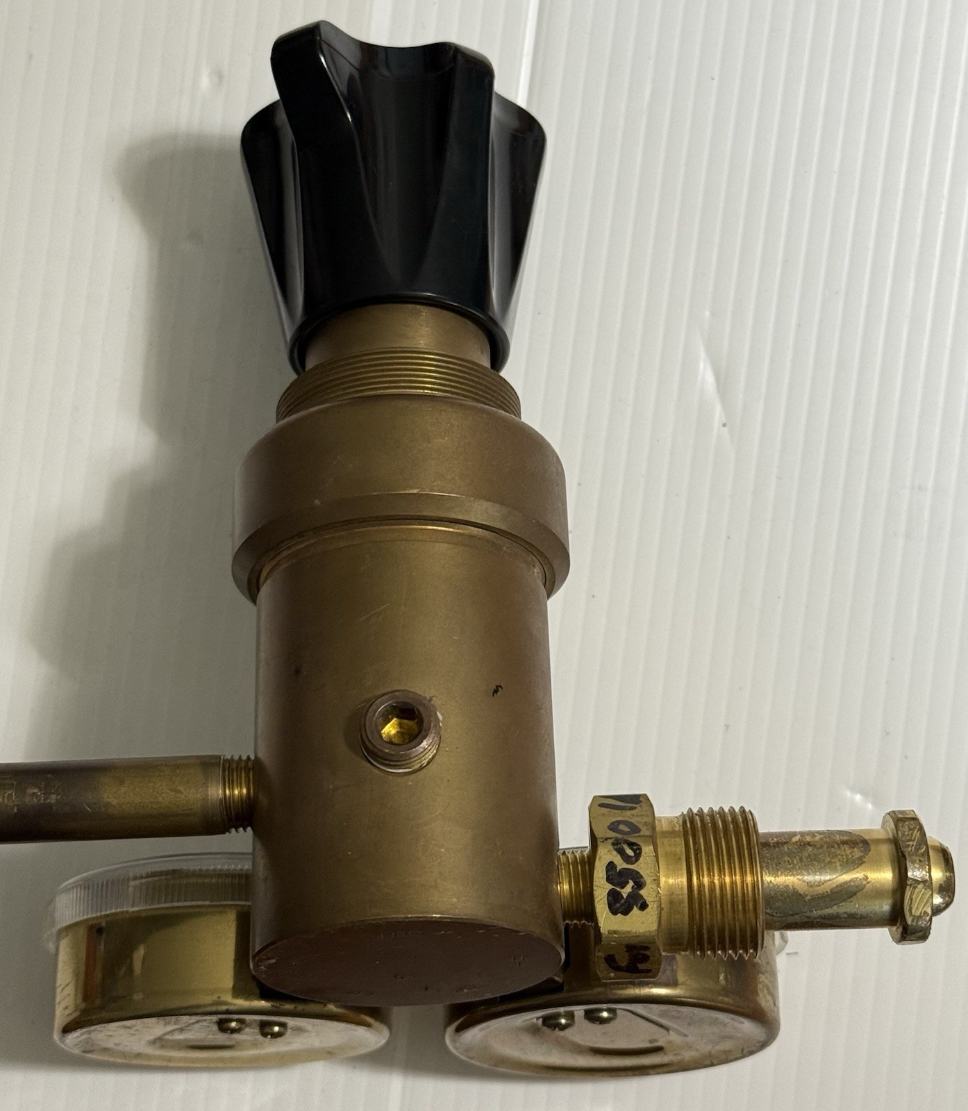 Harris 8700-1500-677 Ar, He, N2 High Delivery Pressure Regulator PN: 3200320