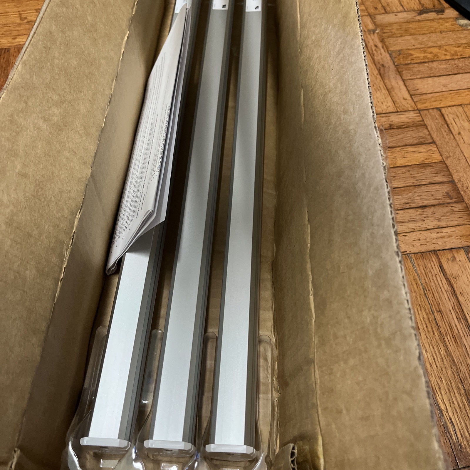CREE UR-24-40K-FD-LB-6 UR LED LIGHTBAR, 24 IN, 4000K, 6-PACK – New In Box