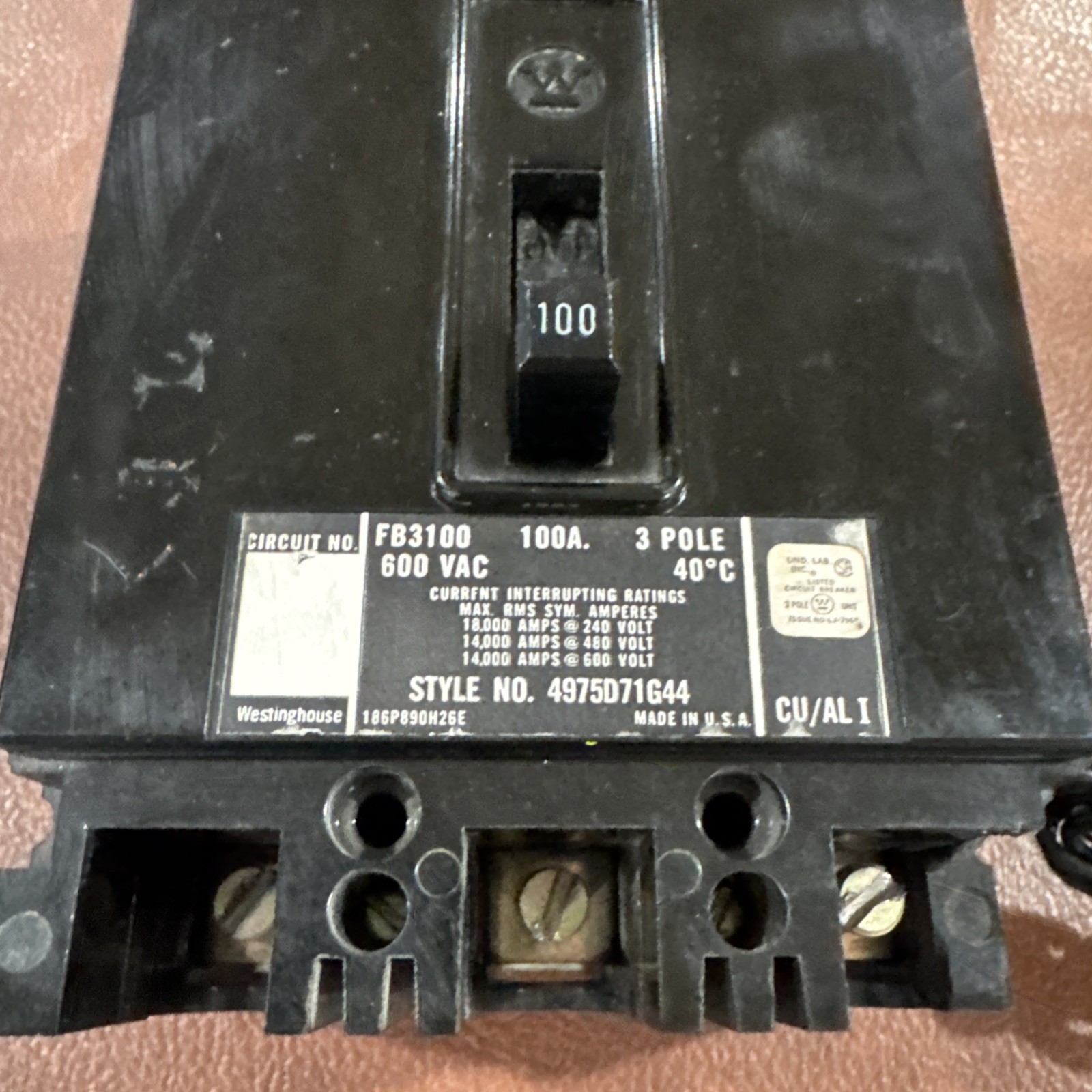 Westinghouse 3P 100A FB3100 600V 3 Pole 100 Amp 4975D71G44 Shunt Trip *Chipped*