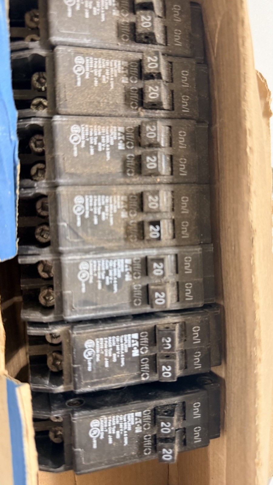 Eaton BR2020 20A 120V Tandem Breaker – Black PRICED PER EACH