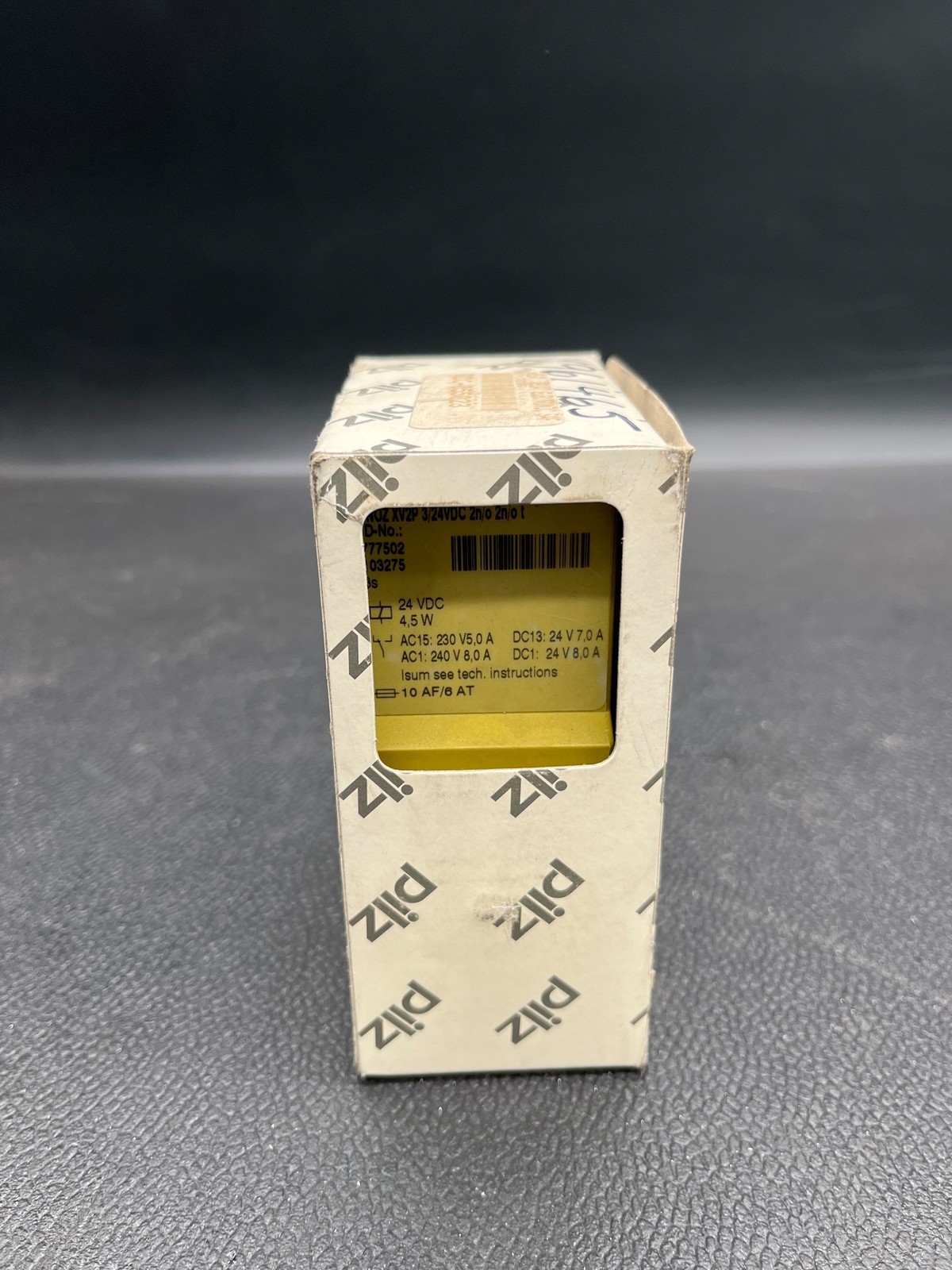 PILZ 777502 PNOZ XV2P Safety Relay Module NEW