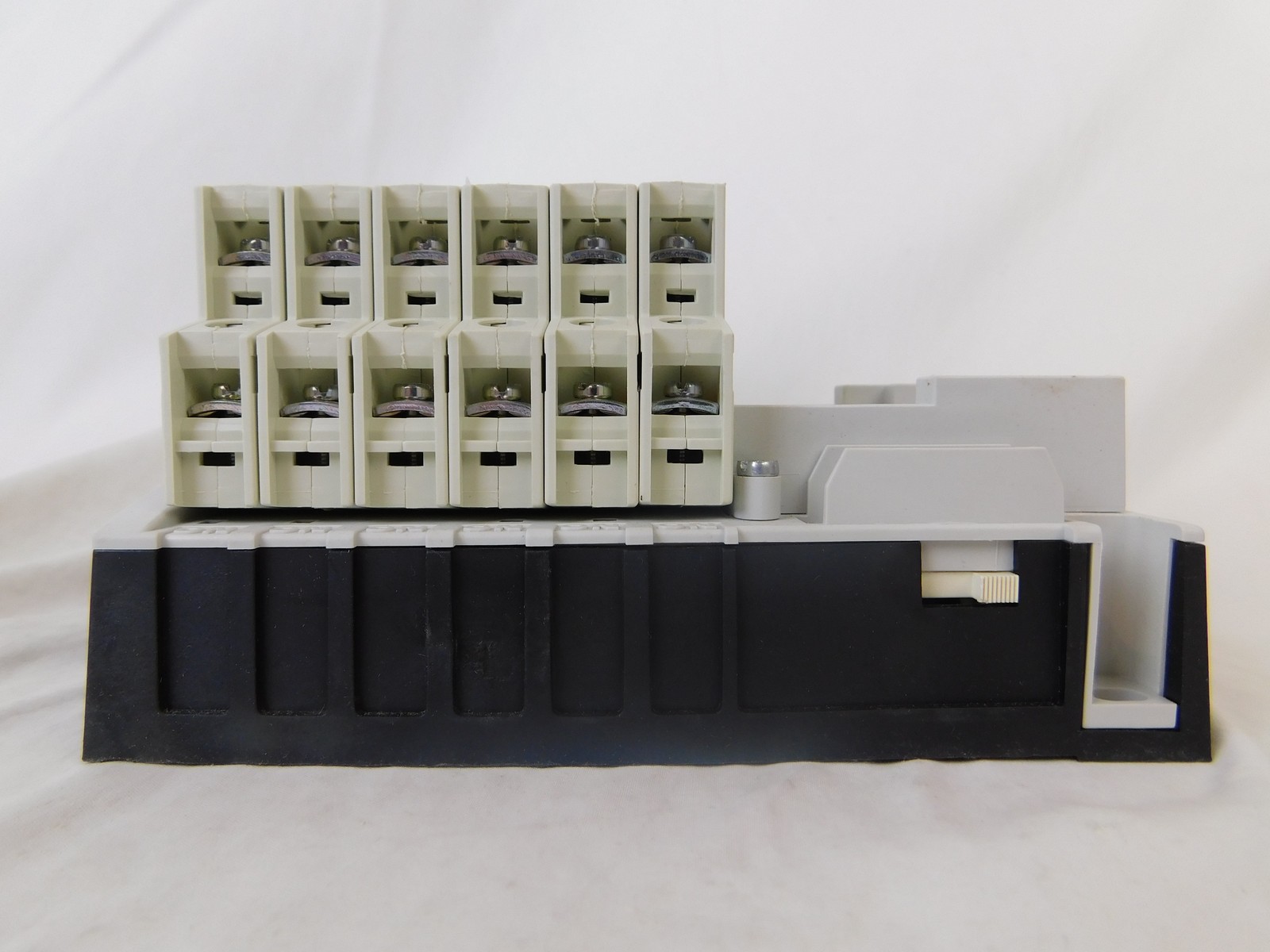 GE CR463LD0AJA 12P 120V Coil 30A Electrically Held Lighting Contactor