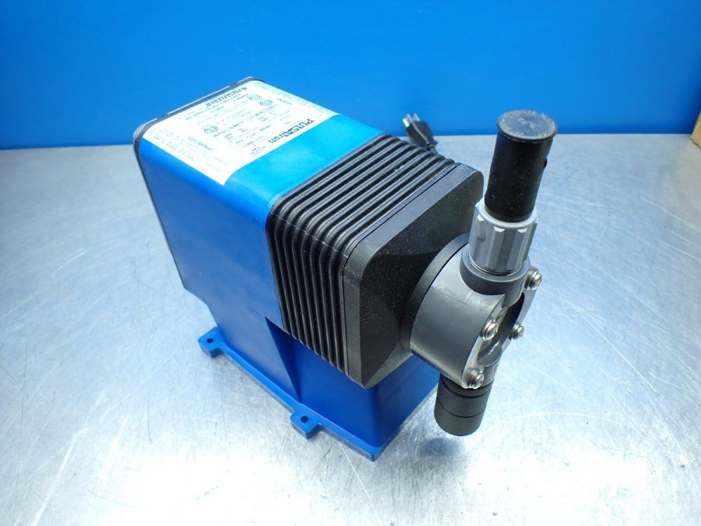PULSAFEEDER LVB3SA-VTT5-XXX METERING PUMP 1.9LPH 150PSI 10251700009