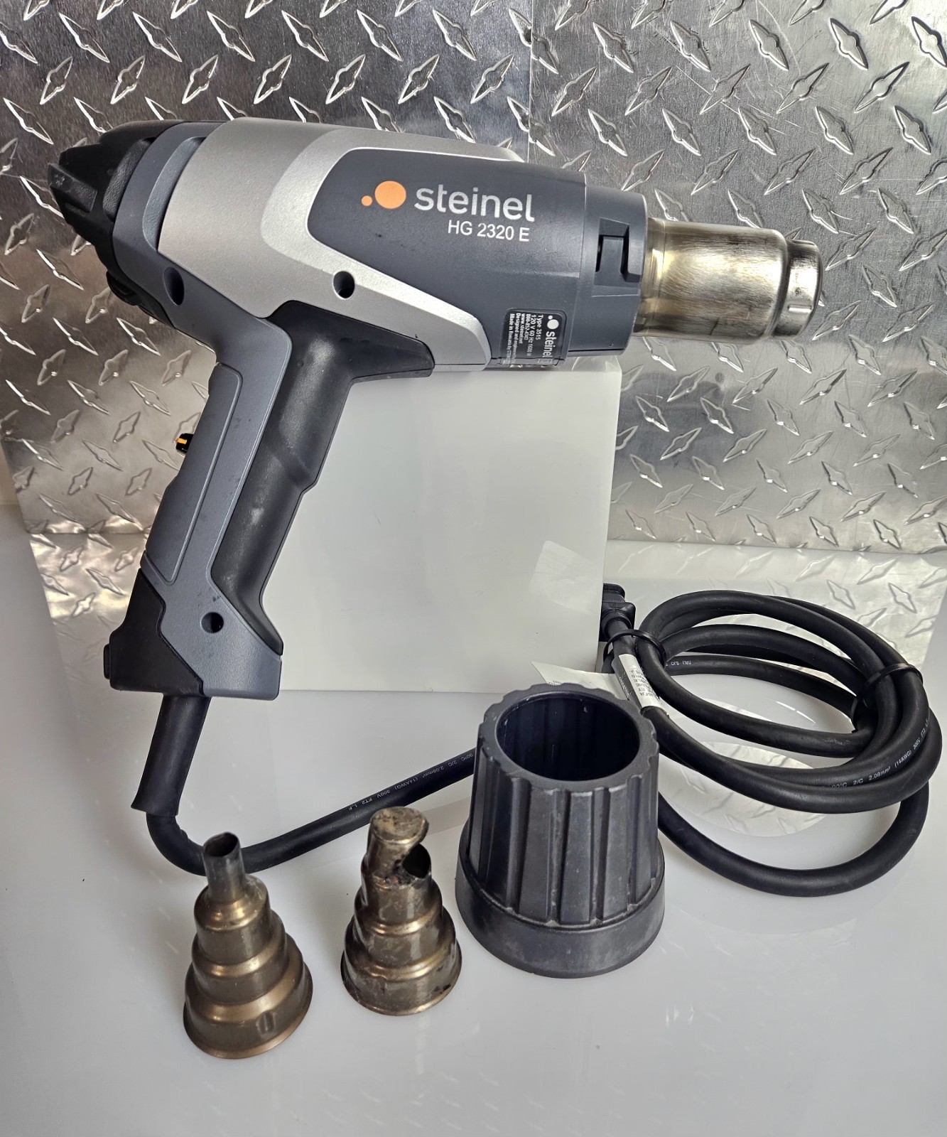 Steinel HG 2320 E 120V 13.3 Amps AC 1600W Heat Gun with adjustable settings