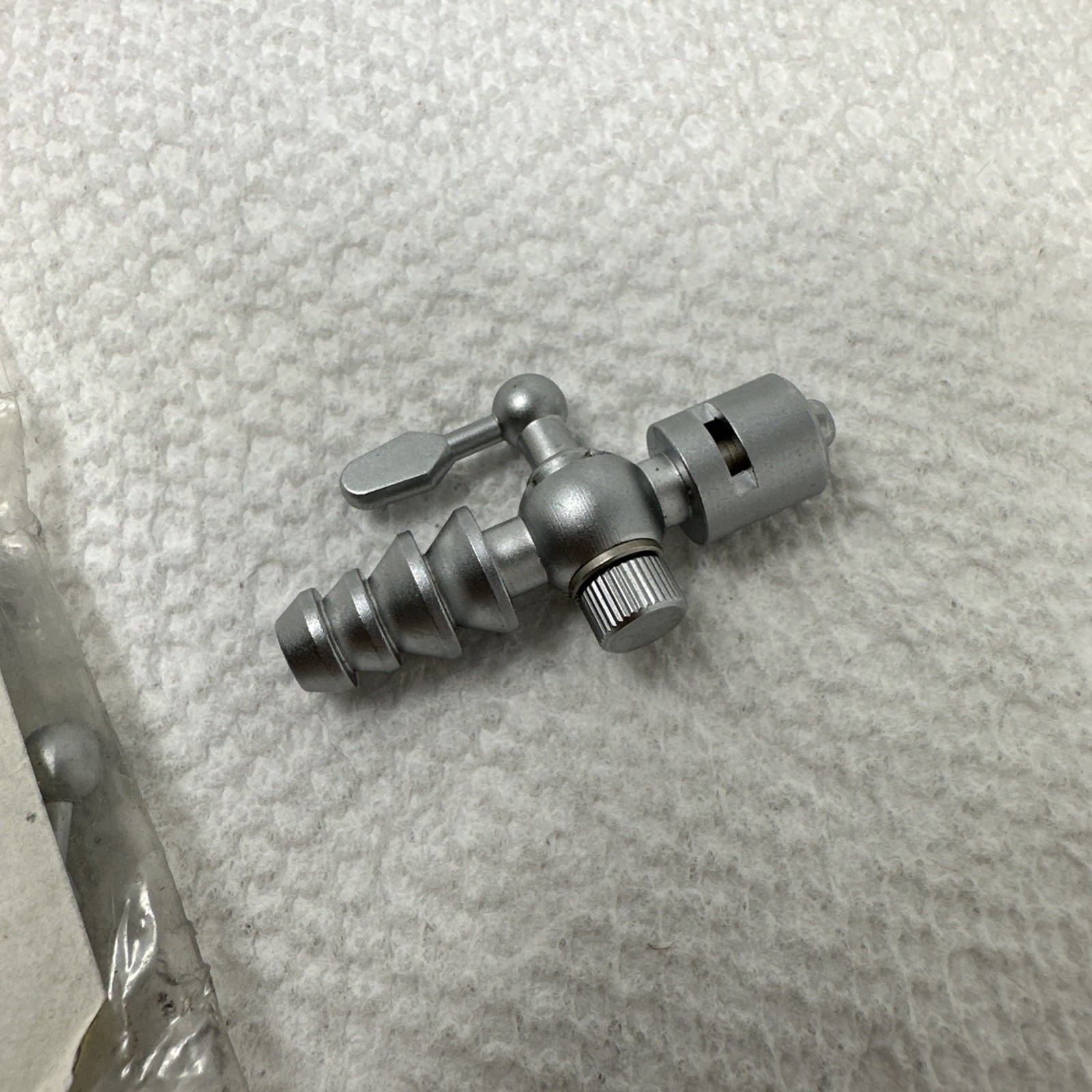 Lot of 3 – Olympus Winter & IBE GMBH Universal Stopcock, Luer Lock – 00102