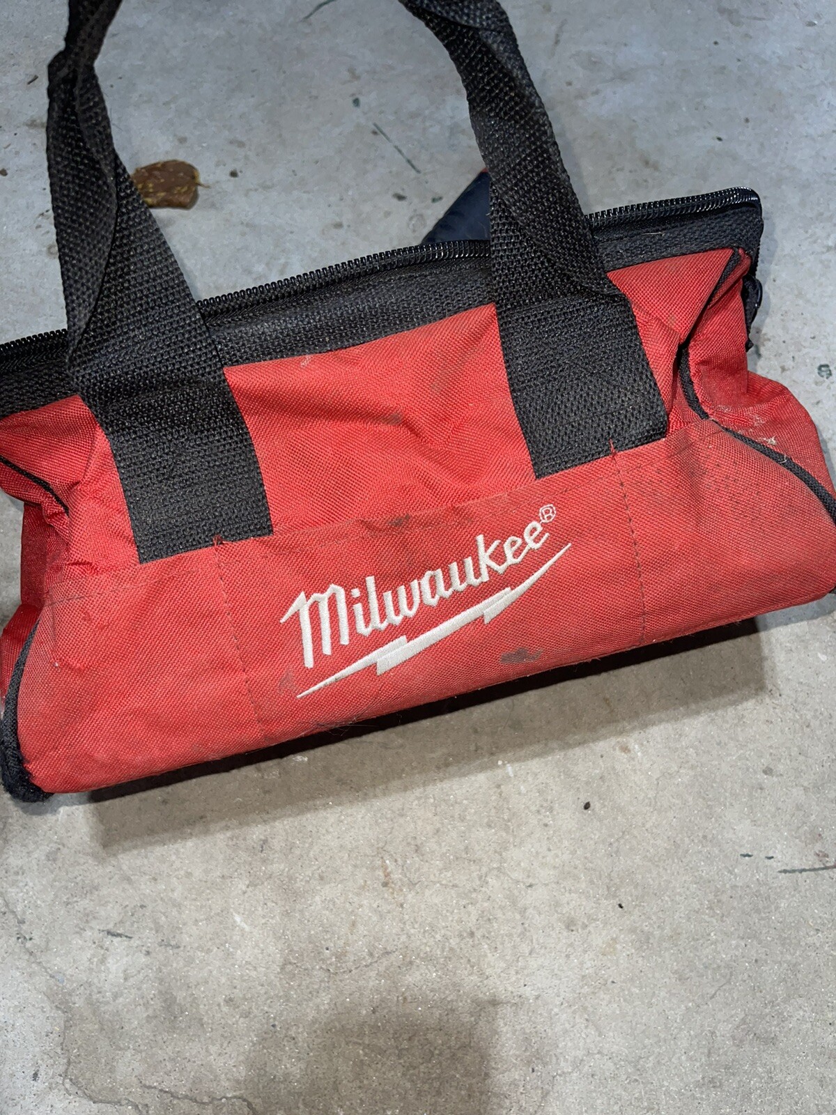 Milwaukee 2471-20 M12 Cordless Copper Tubing Cutter Tool And Charger No Battery