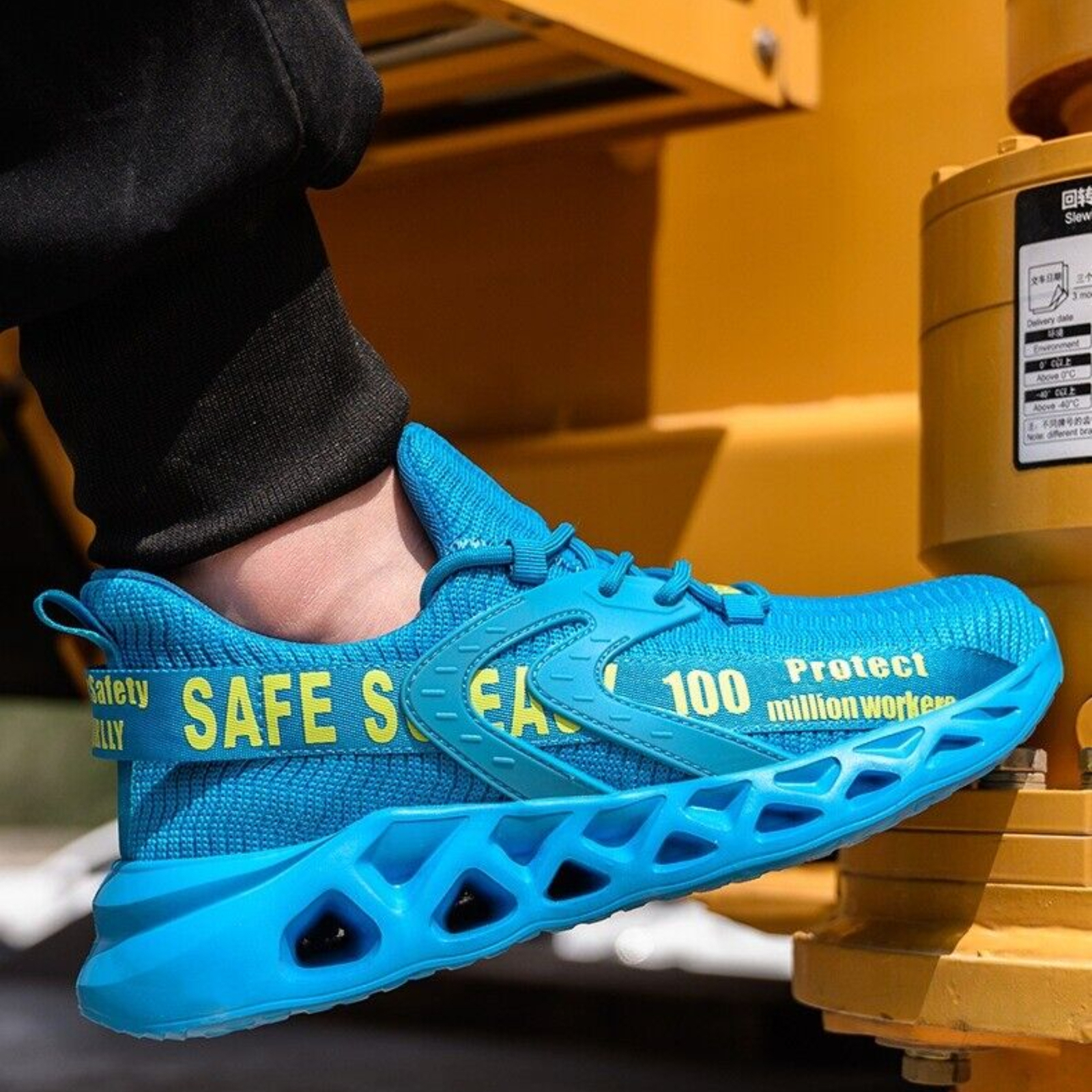 Safety Shoes Mens Work Shoes Steel Toe Cap Lightweight Walking Protective Shoes F311