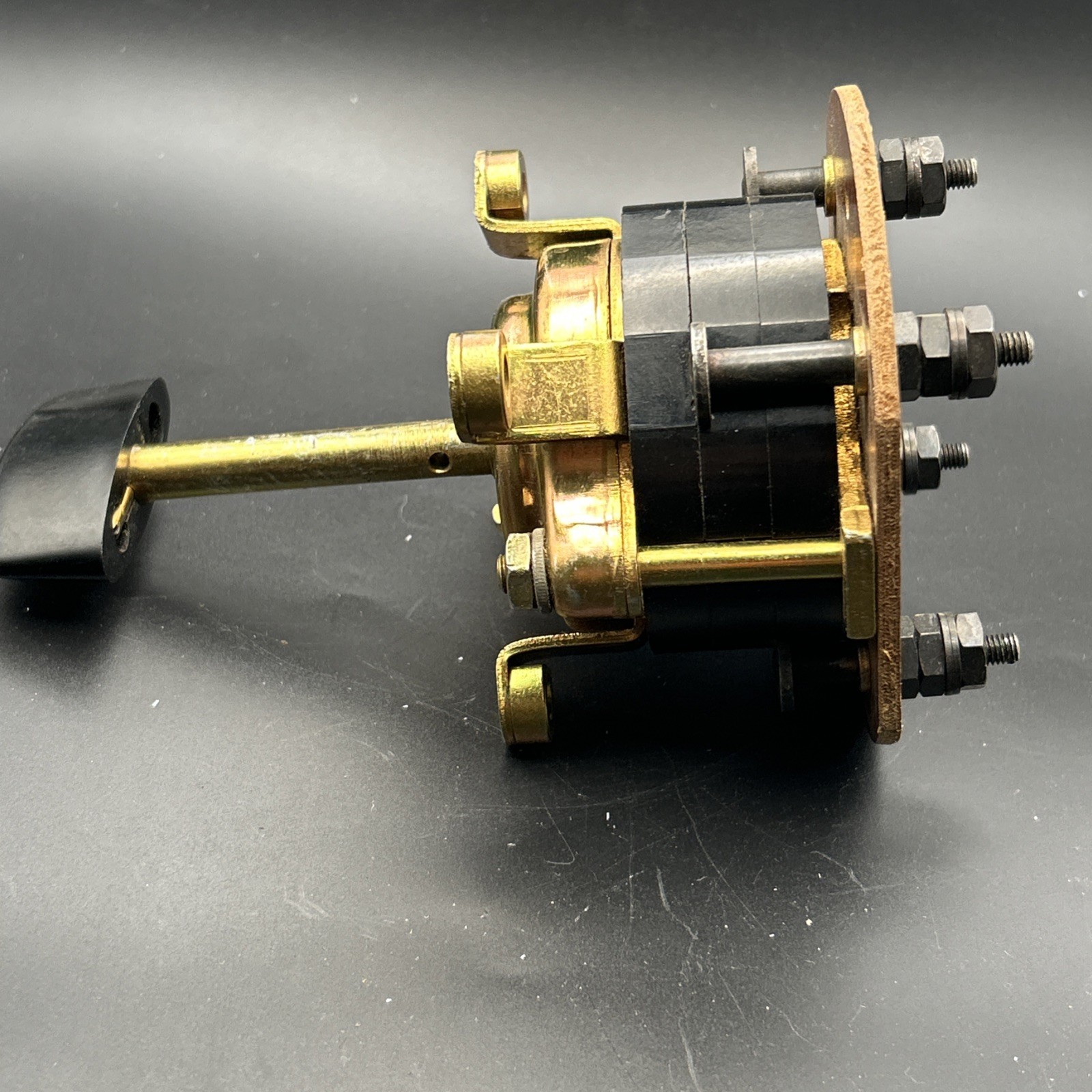 Heavy Duty Rotary ElectroSwitch 30A 460VAC-30A 250VDC KS-5716-L7 Spring Loaded