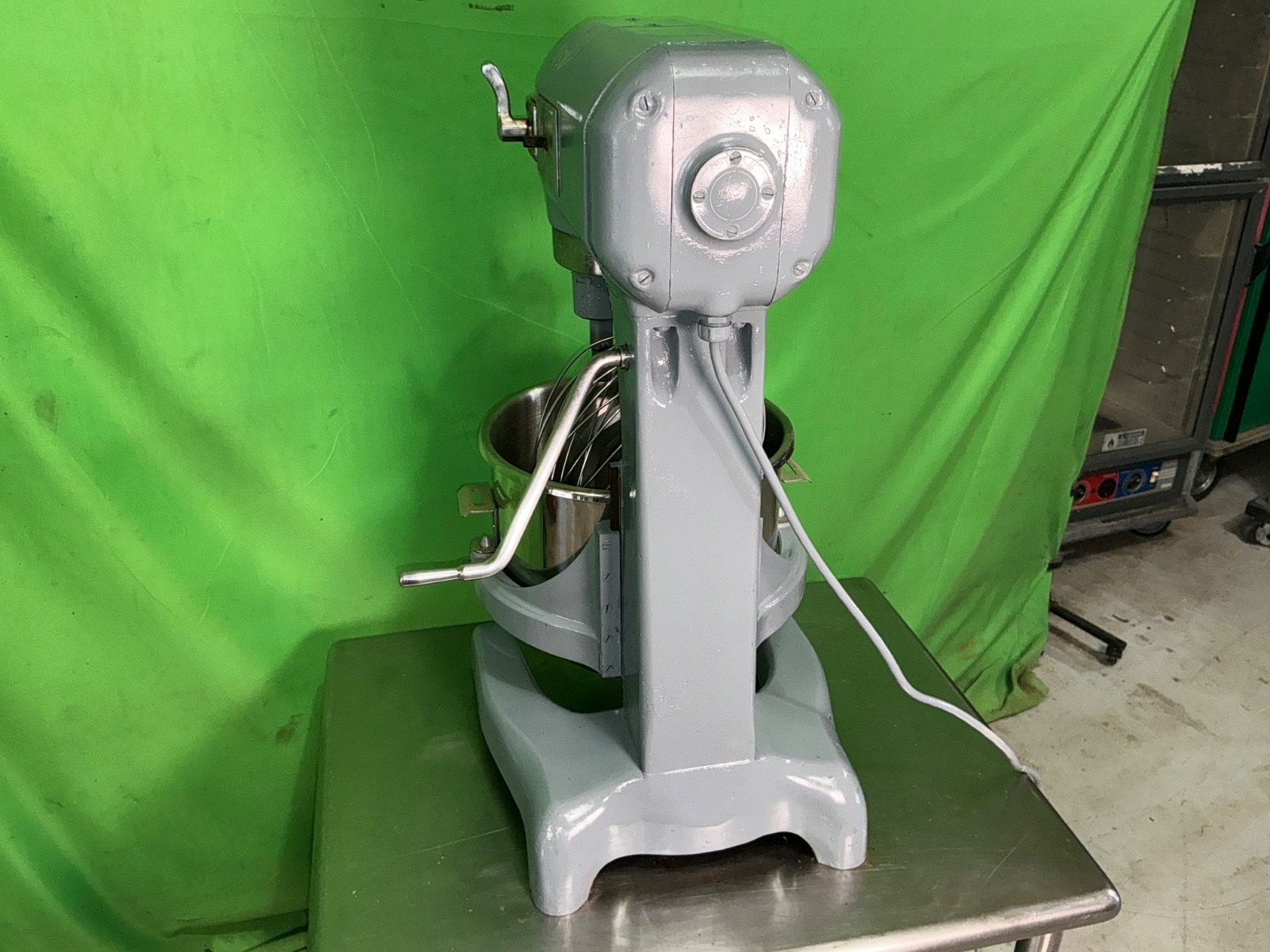 Hobart A-200 20qt Mixer w/Bowl, Paddle, Hook, Whisk, Work Stand 2395