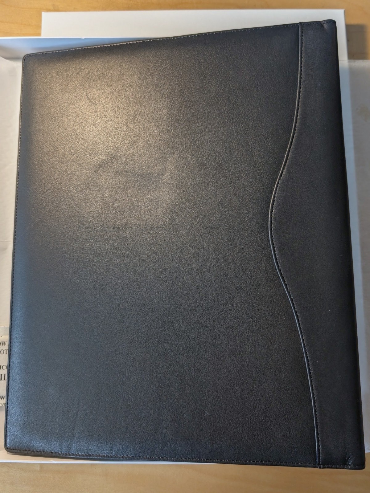 Passage 2 Model 3102 – Black leather padfolio – New in original box