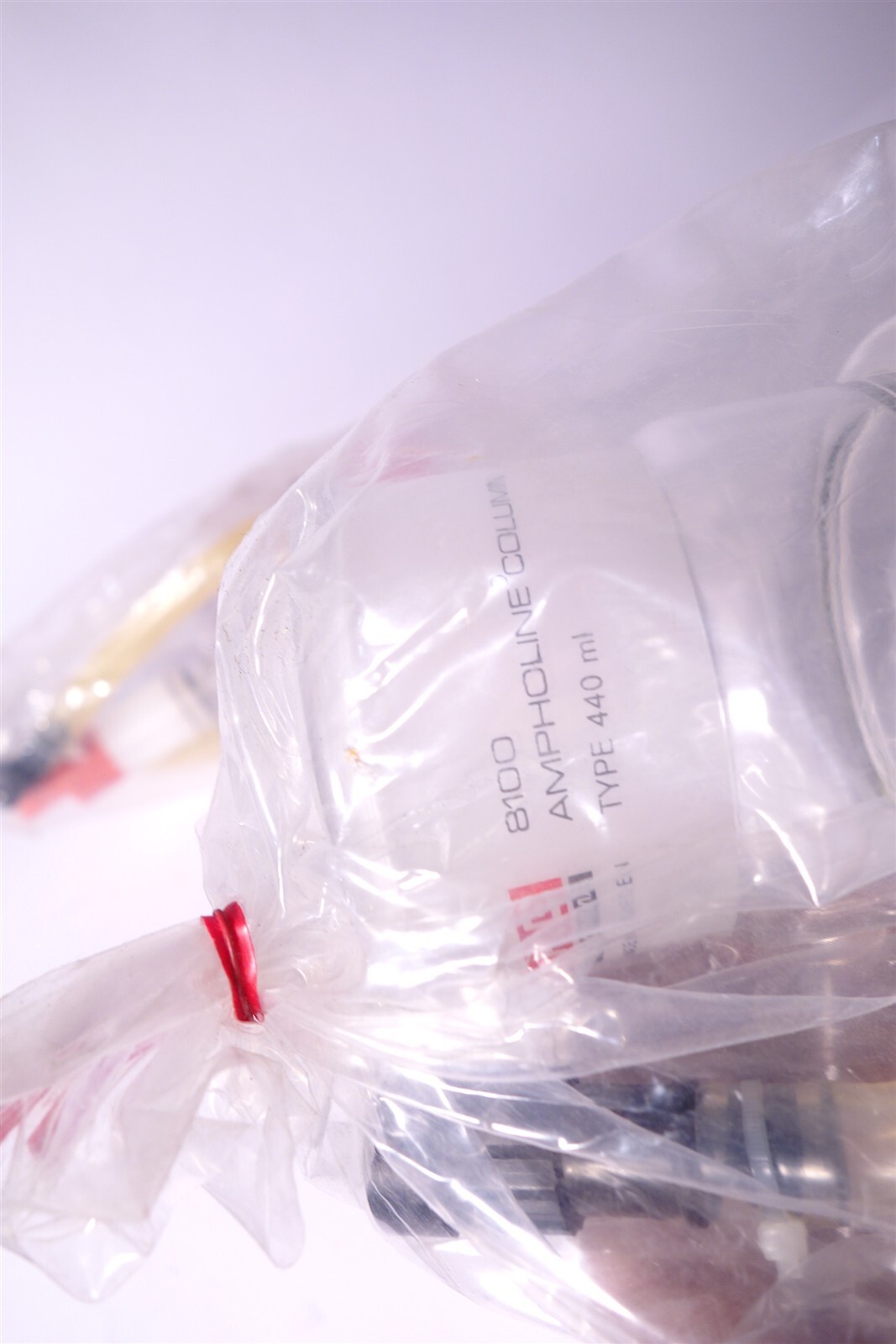 LKB 8100 Ampholine Column Type 440 ml NEW – UNUSED