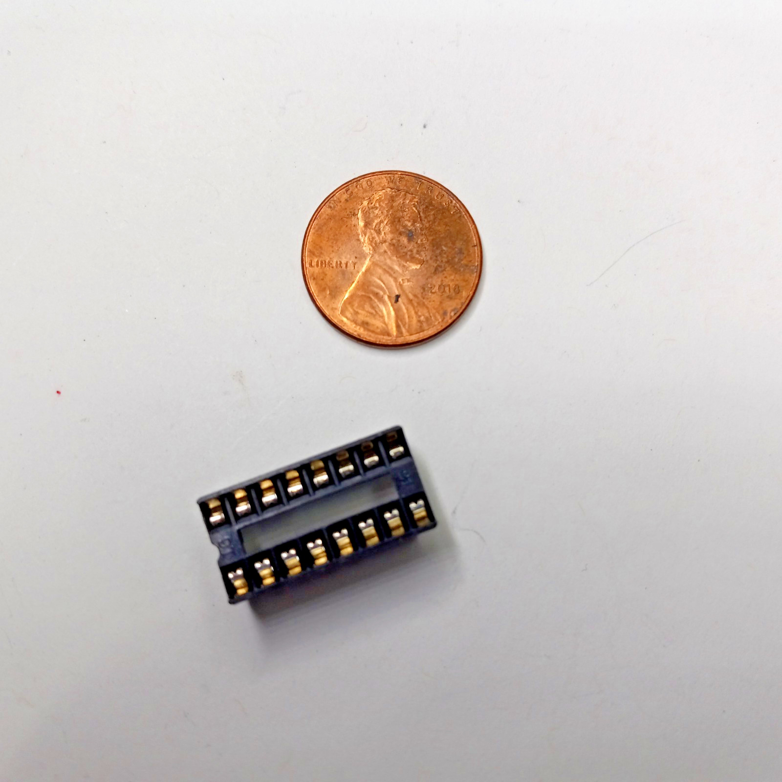 Lot of 16-Pin Low Profile IC Socket PCB Mount DIP