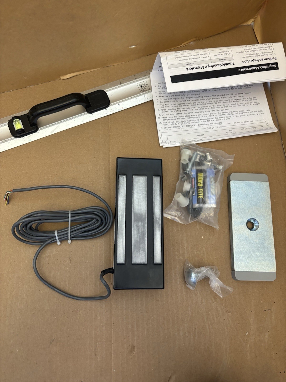 Securitron M62BD Electromagnetic Lock 1200lb. Door Position Switch