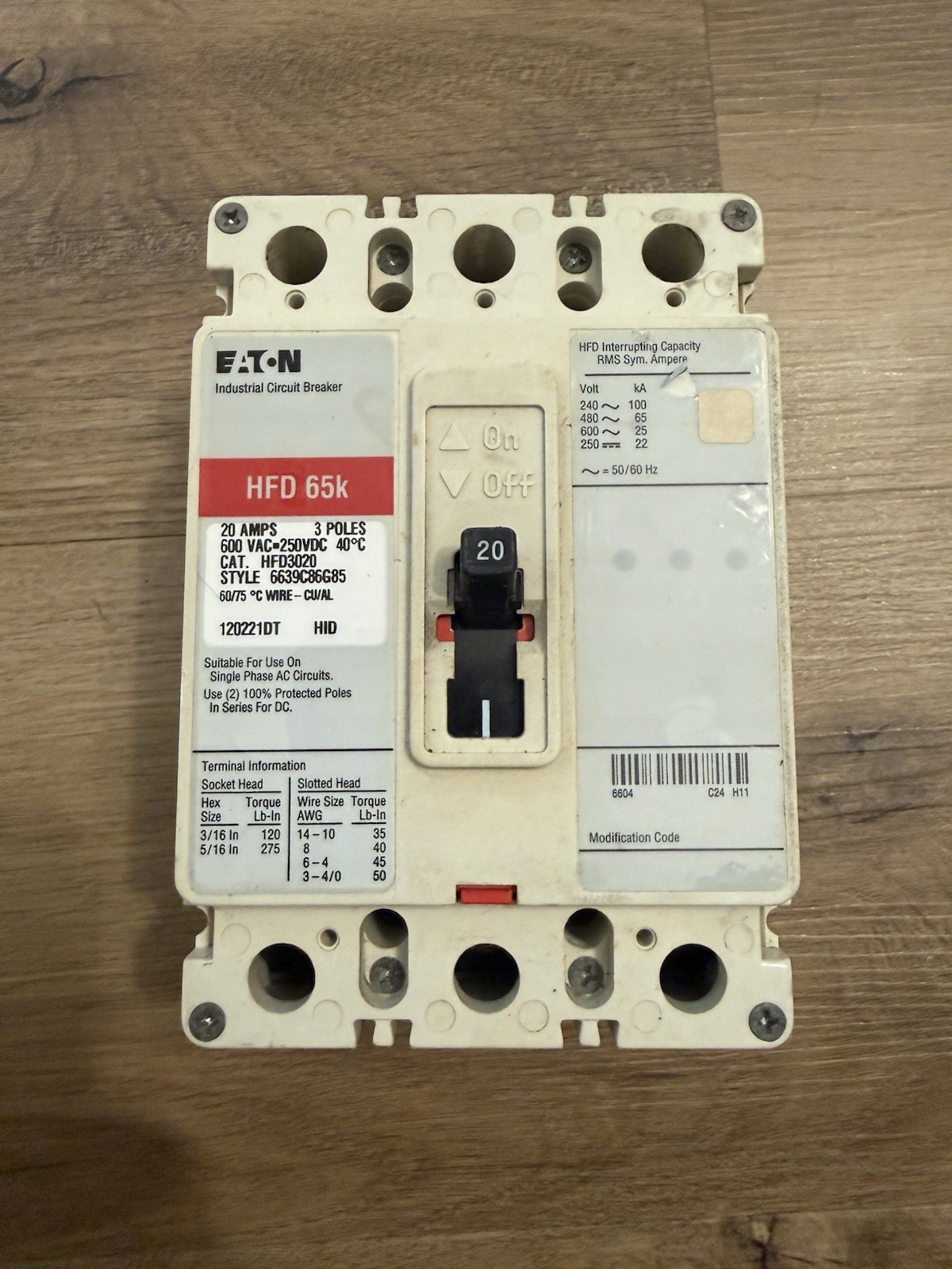Eaton HFD3020 20Amp Circuit Breaker, 3-Pole, 600V AC