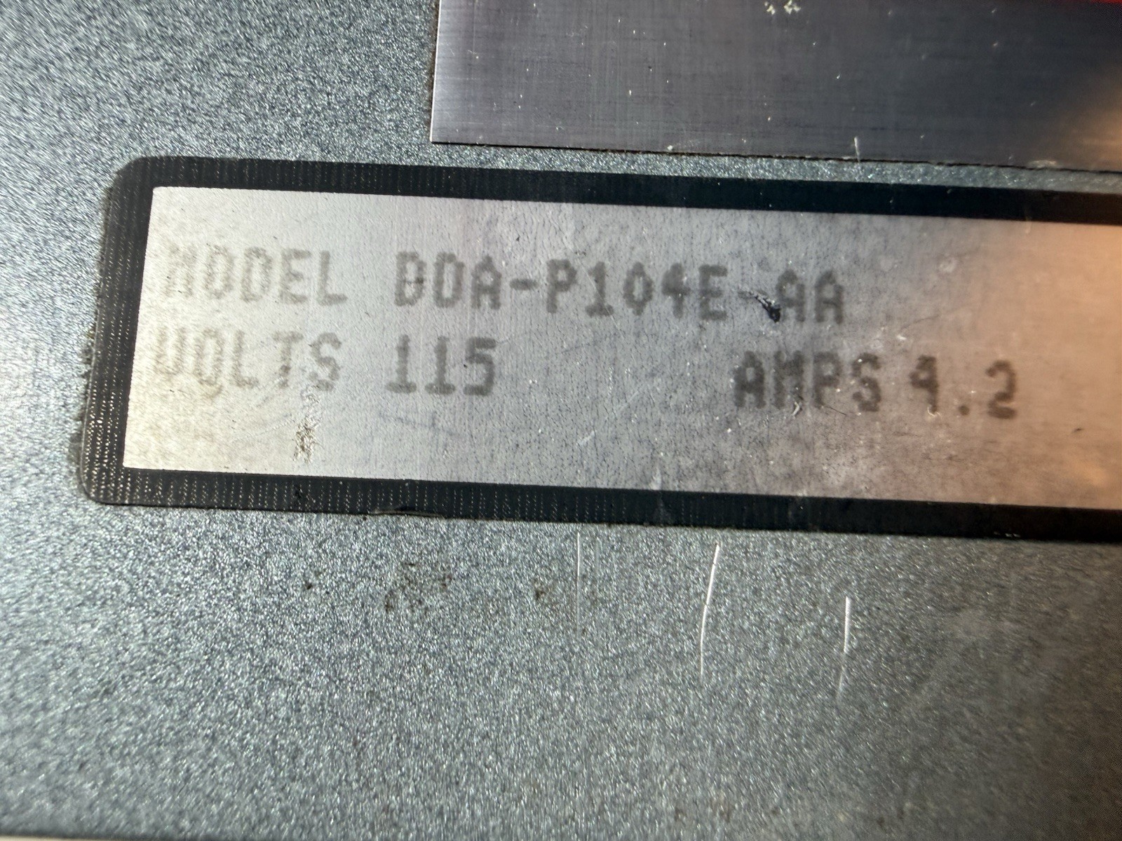 THOMAS SCIENTIFIC DOA-P104E-AA GAST DIAPHRAGM VACUUM PRESSURE PUMP 115V