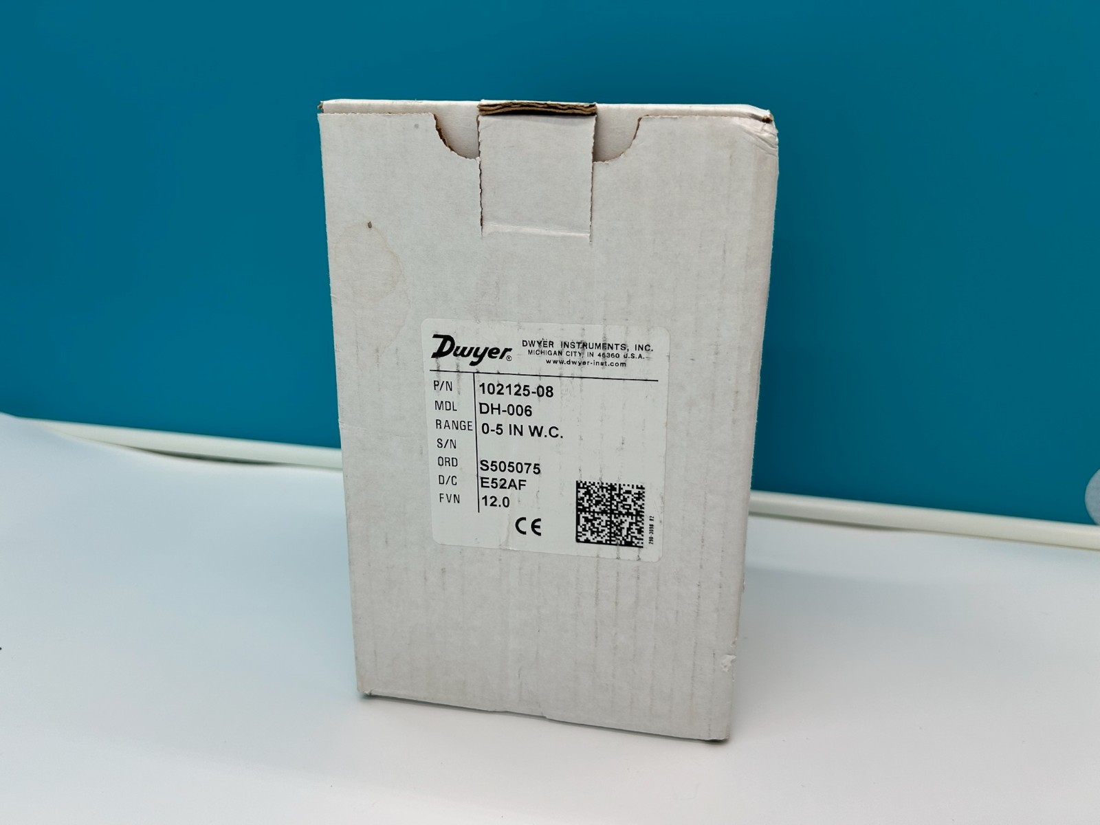 DWYER DIGIHELIC DH-006 3-in-1 Differential Pressure Controller