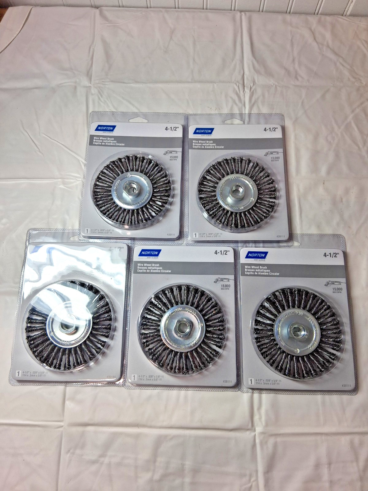 Norton Stringer Bead Wheel Brush 4-1/2″ Wheel Dia 66252839111