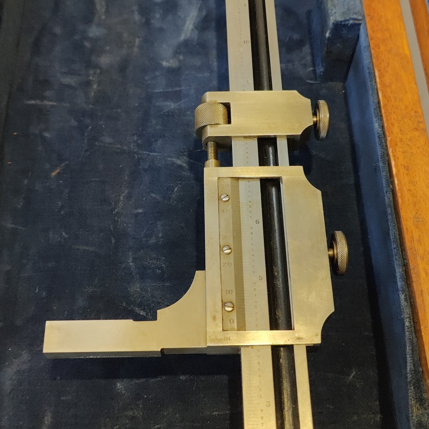Benson Bradford Vernier Height Gage 18″ Inch Inspection Gauge HE18